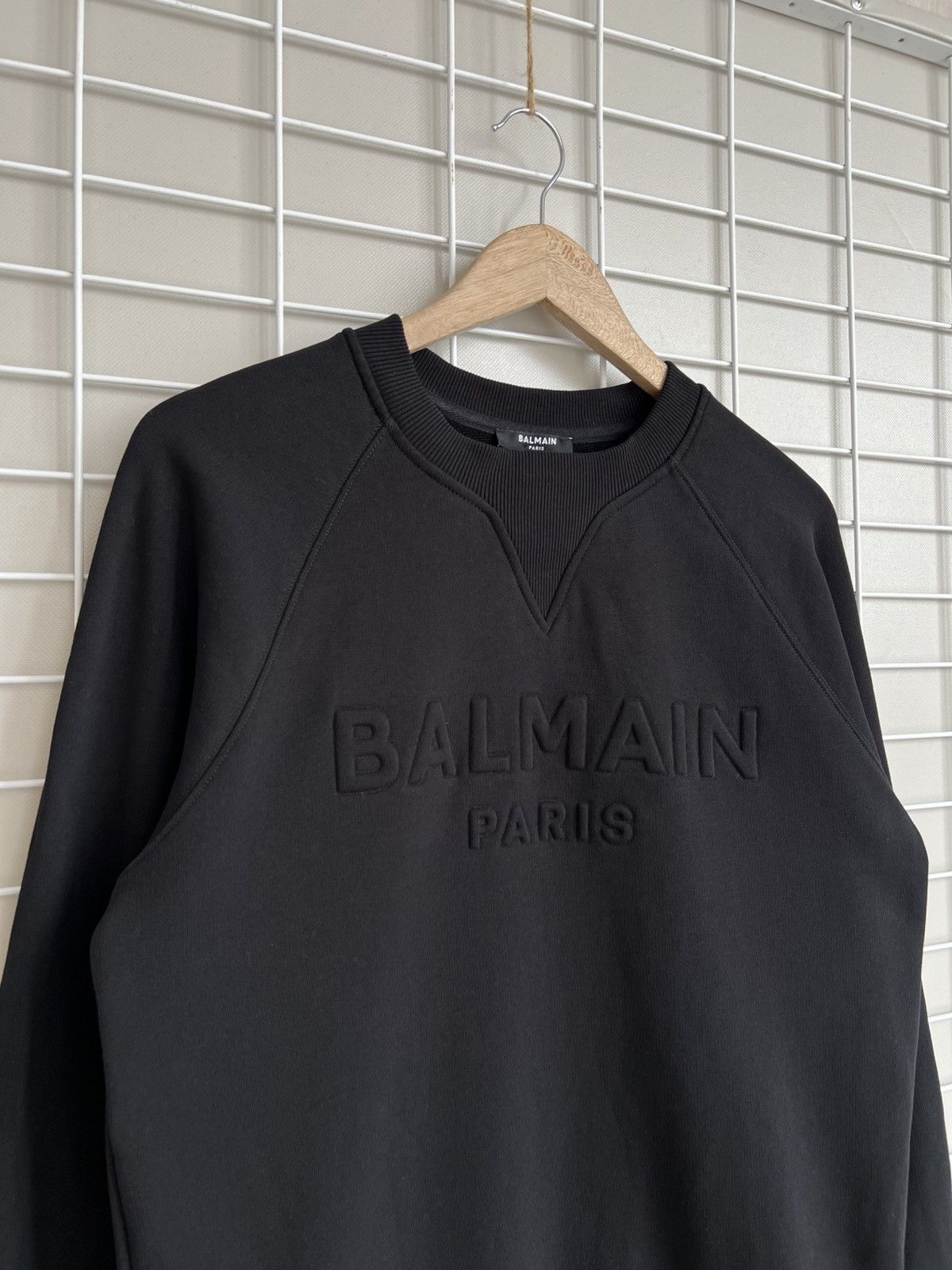 Balmain Balmain Embossed Sweatshirt Mens Size S Black Luxury Sweater Size US S / EU 44-46 / 1 - 3 Thumbnail