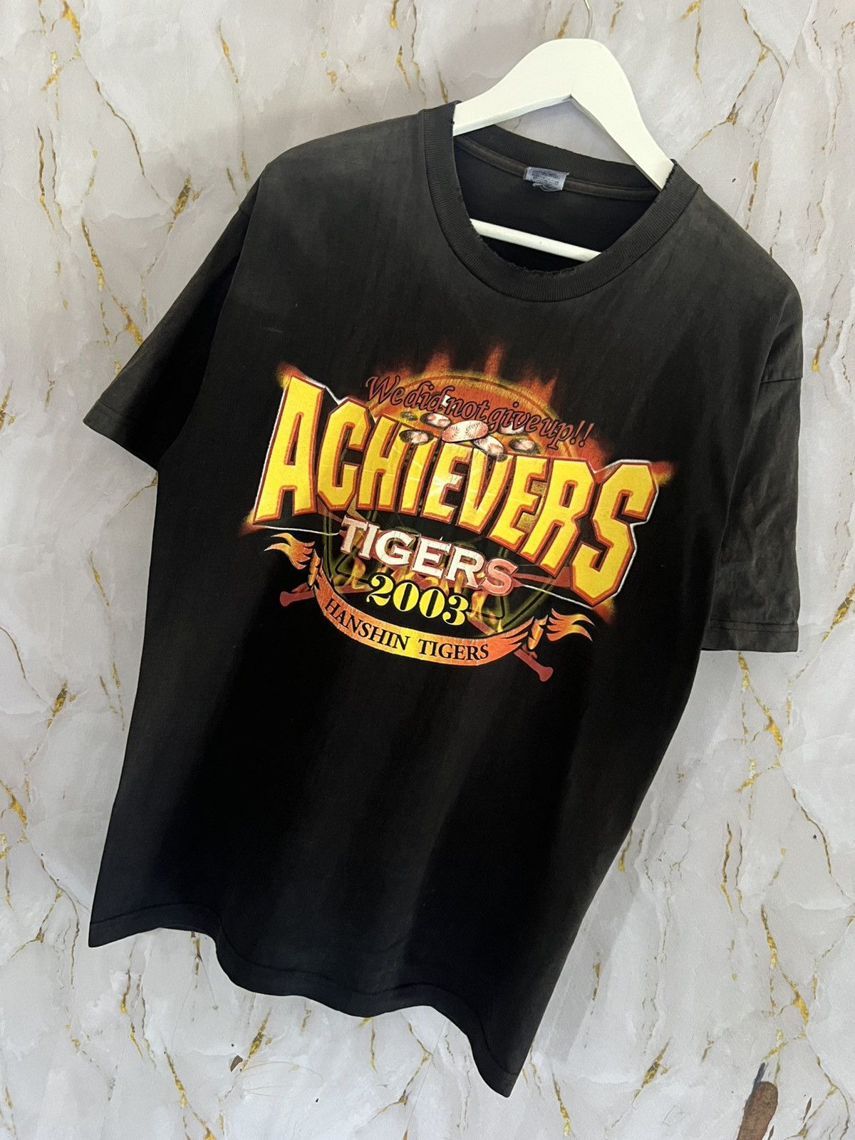 Japanese Brand Archive Tiger 2003 T-Shirt – Vintage Collectible Graphic Tee Size US M / EU 48-50 / 2 - 5 Thumbnail