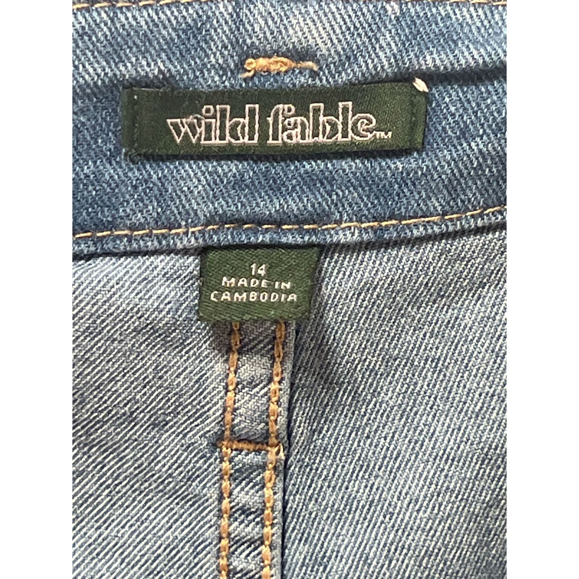 Other Wild Fable - Women's Super-High Rise Jean Shorts - 2.5" Ins Size 36" / US 14 / IT 50 - 13 Thumbnail