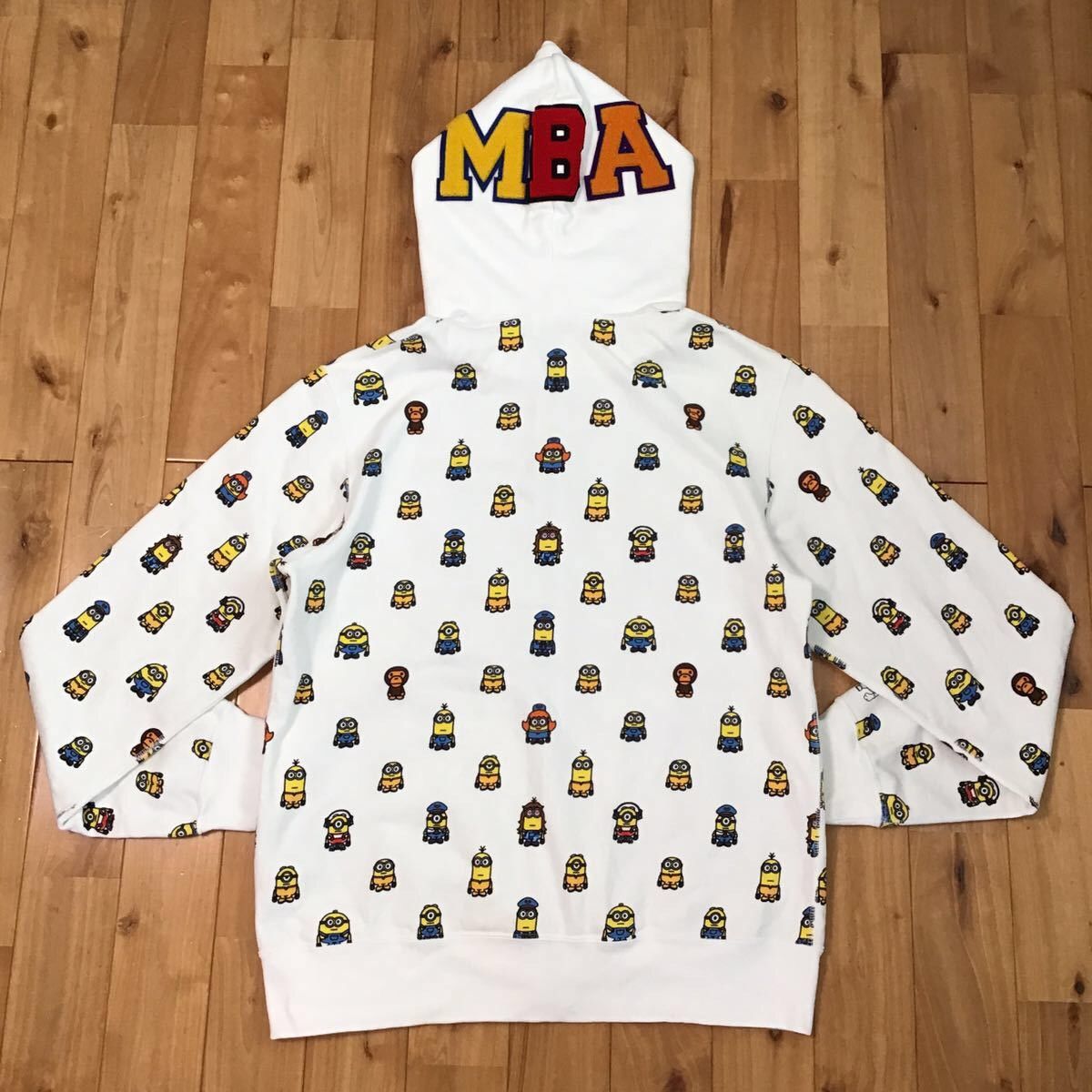 Bape BAPE × Minions Shark full zip hoodie White a bathing ape Size US L / EU 52-54 / 3 - 2 Thumbnail