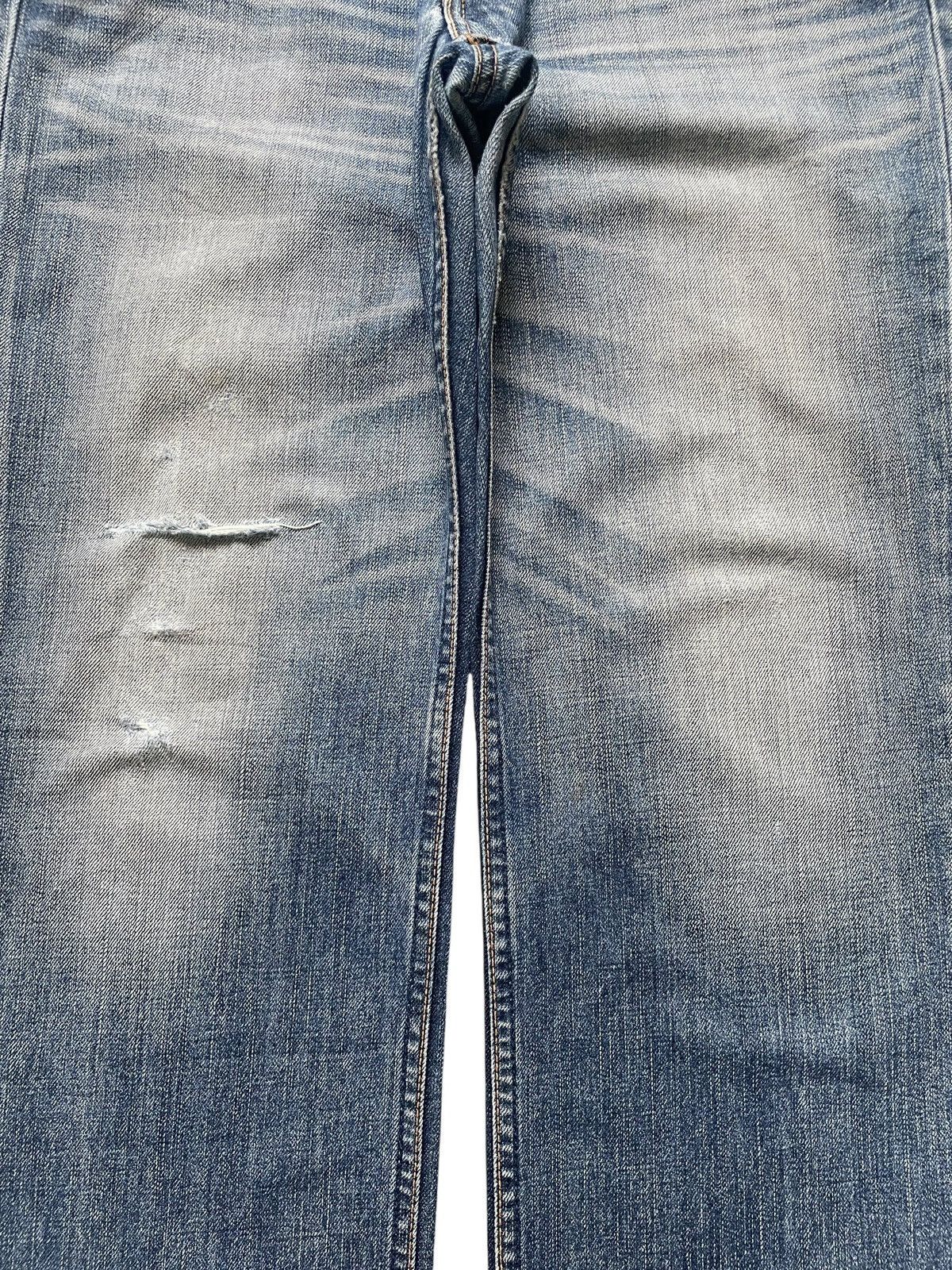 Levi's Vintage 90s Levis 702 Faded Wash Distressed Loose Jeans Size US 32 / EU 48 - 5 Thumbnail