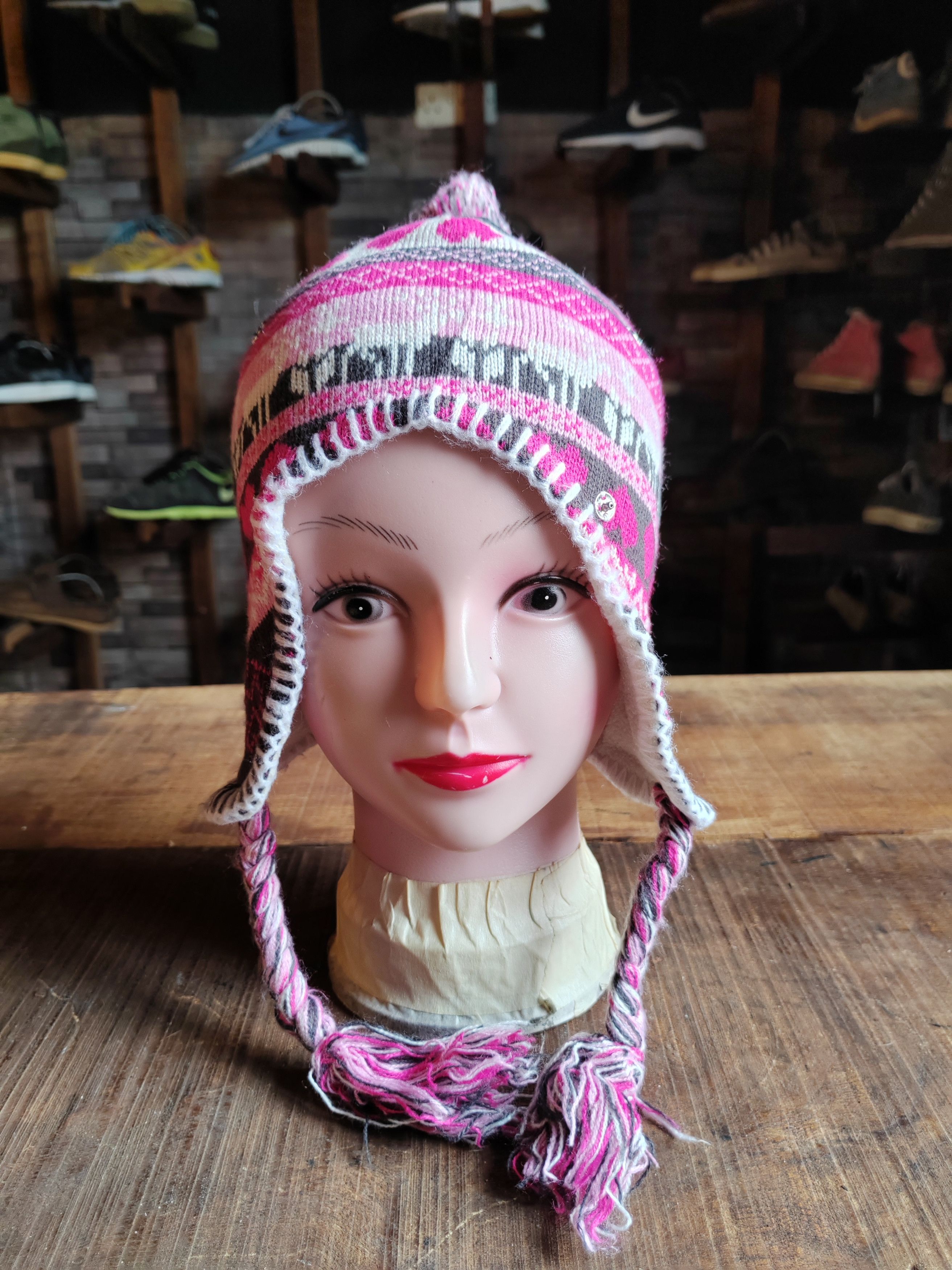 Japanese Brand Vintage Unknown Japanese Earflap Beanie Hat Size ONE SIZE - 1 Thumbnail