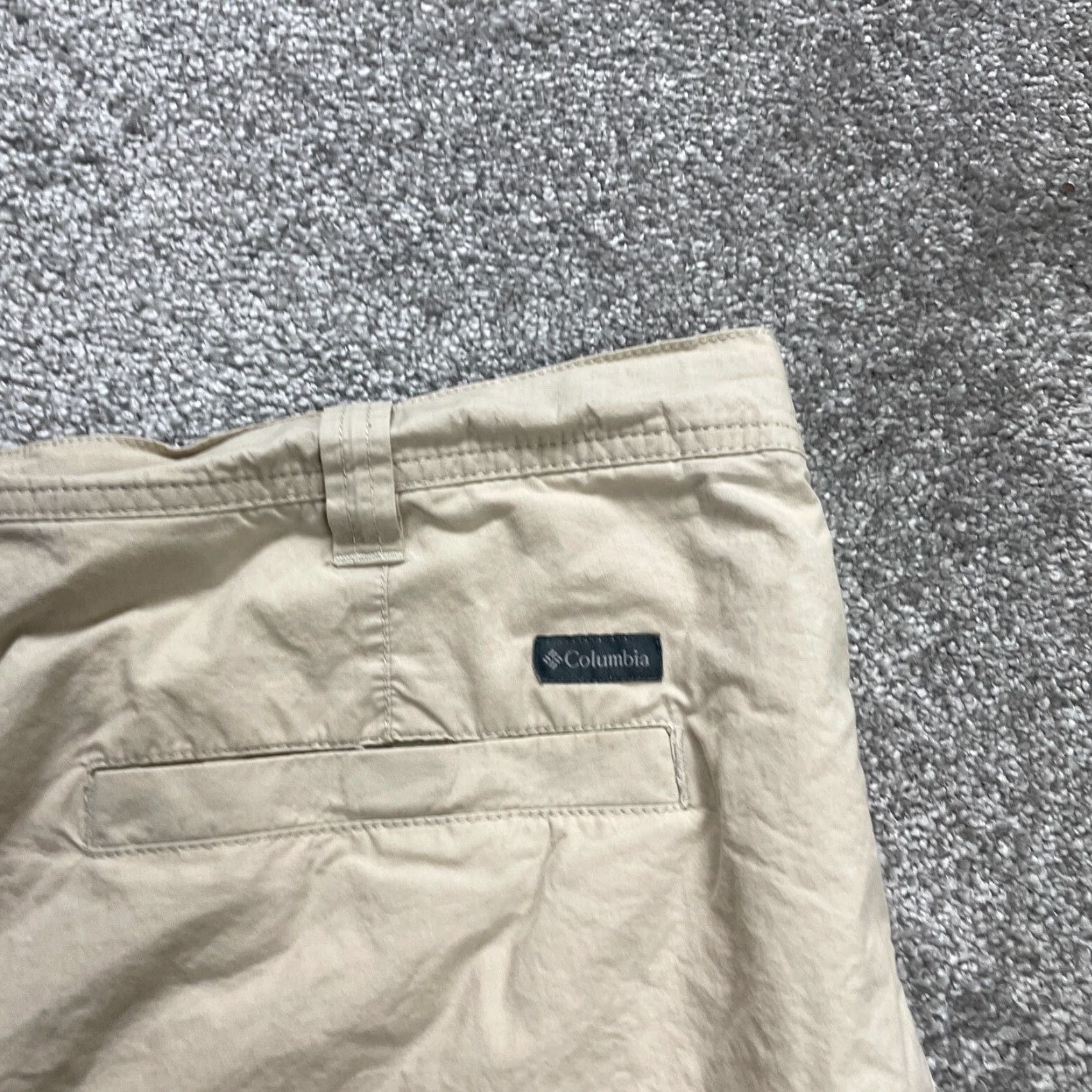 Vintage Columbia Chino Shorts Mens Beige Flat Front Slash Pocket Cotton Casual 42x8 Regular Men Beach Outdoor 90s? Size US 42 / EU 58 - 4 Thumbnail
