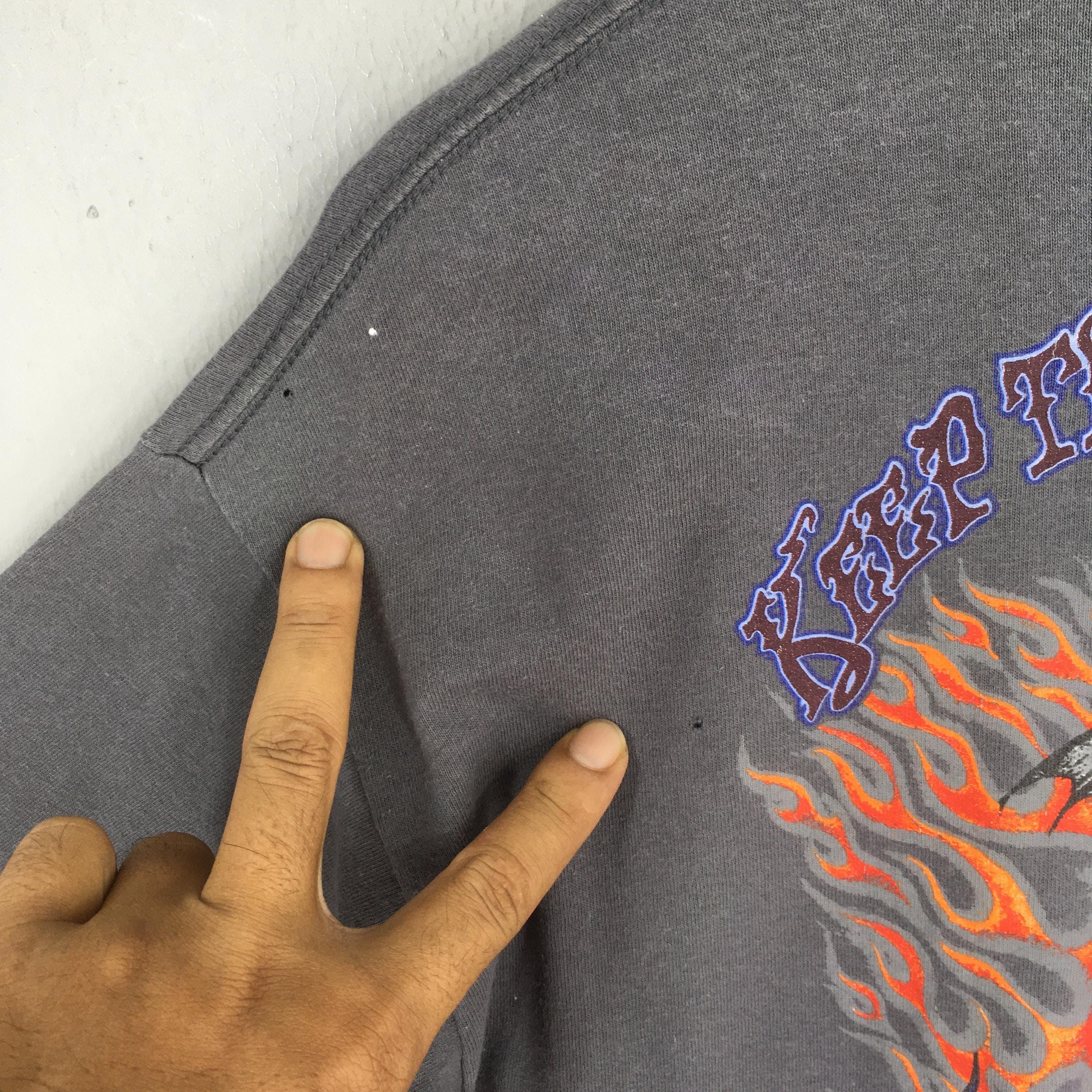 Other Vintage 90s Flying Surfing Gray T shirt Large Size US L / EU 52-54 / 3 - 7 Thumbnail