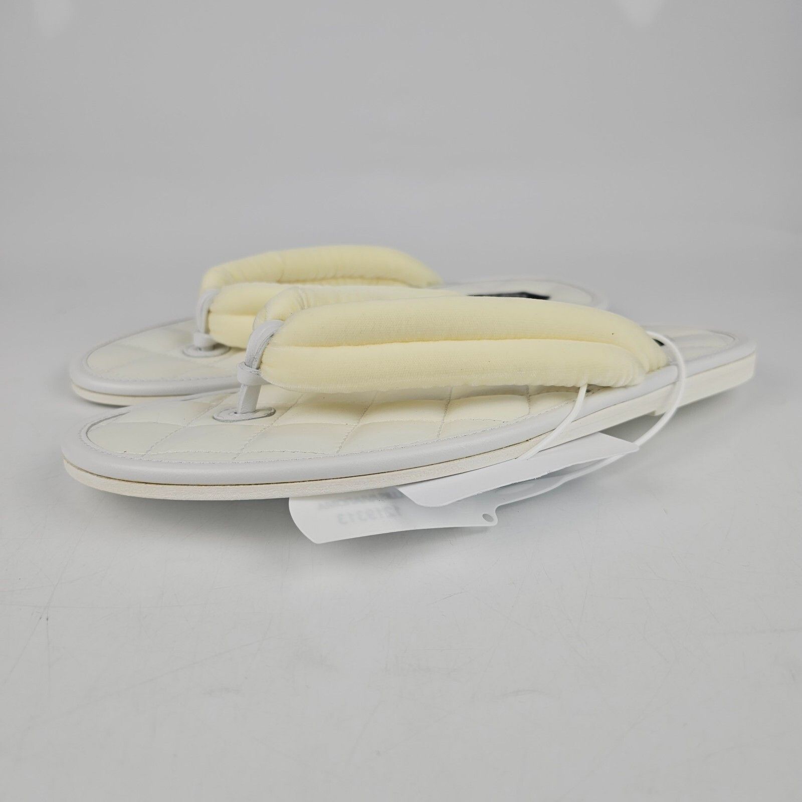 TOM FORD Brighton White Velvet Flip Flops New Size 36 US 6