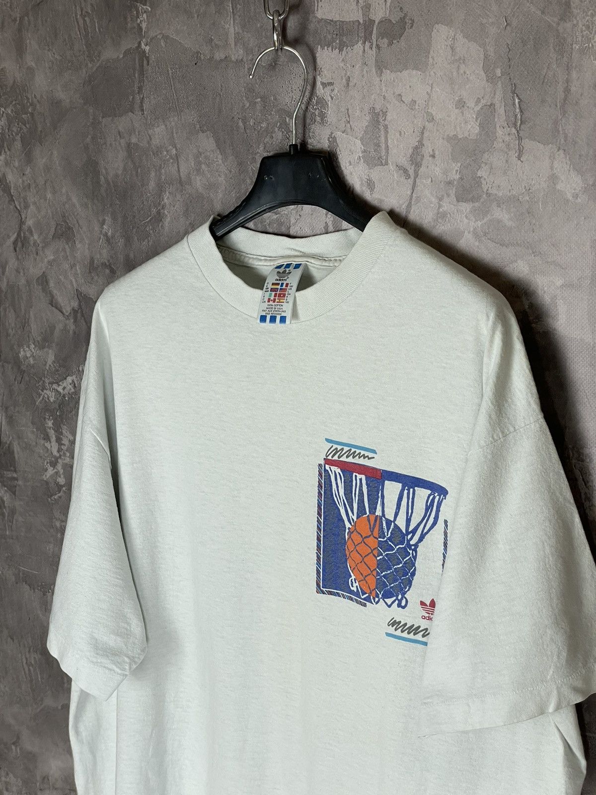 Adidas × Vintage Adidas Abstract Basketball Pop Art Spell Out T-Shirt VTG Size US L / EU 52-54 / 3 - 8 Thumbnail