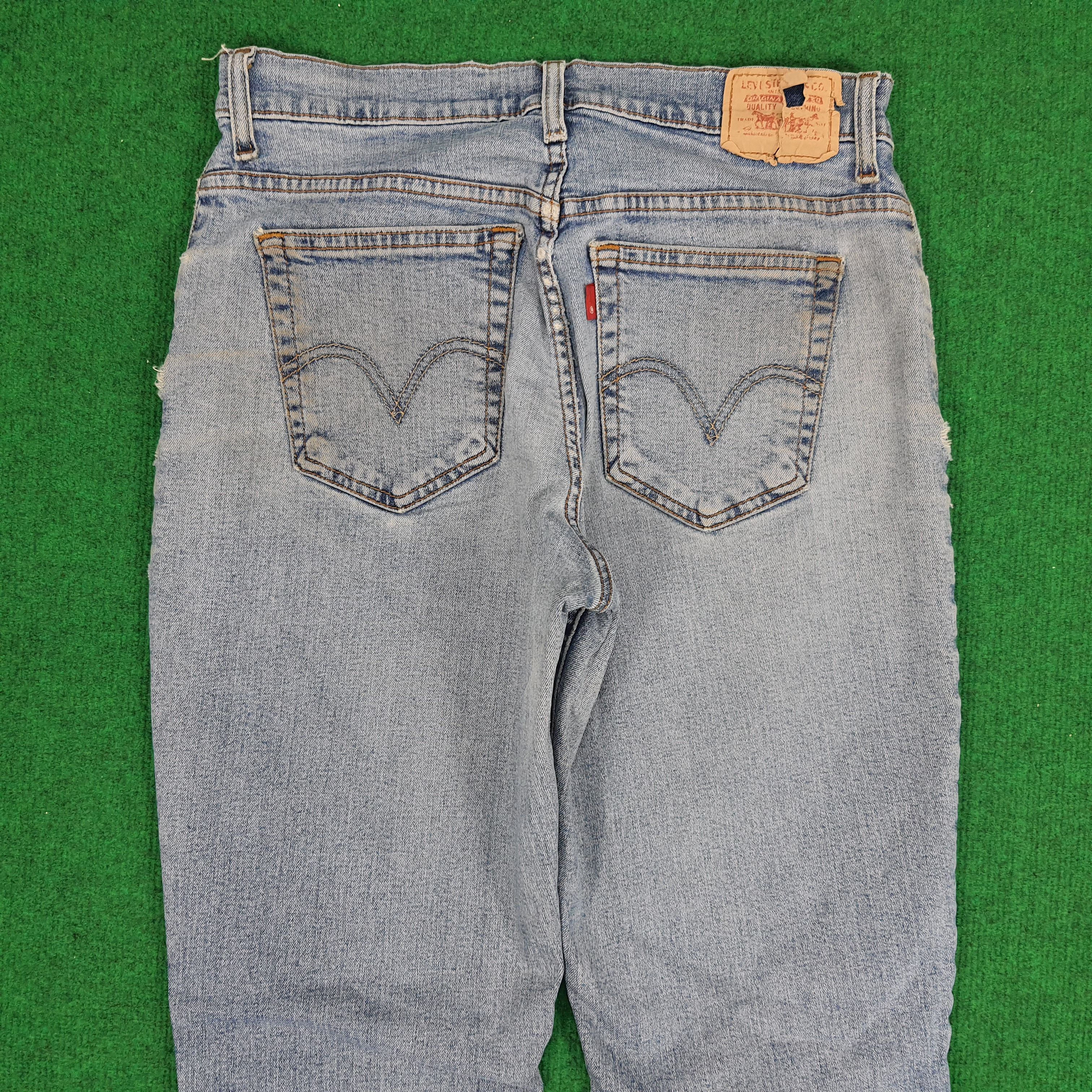 Levi's × Levi's Vintage Clothing × Vintage Vintage Levi's 550 Relaxed Boot Cut Distressed Jeans Size US 30 / EU 46 - 5 Thumbnail
