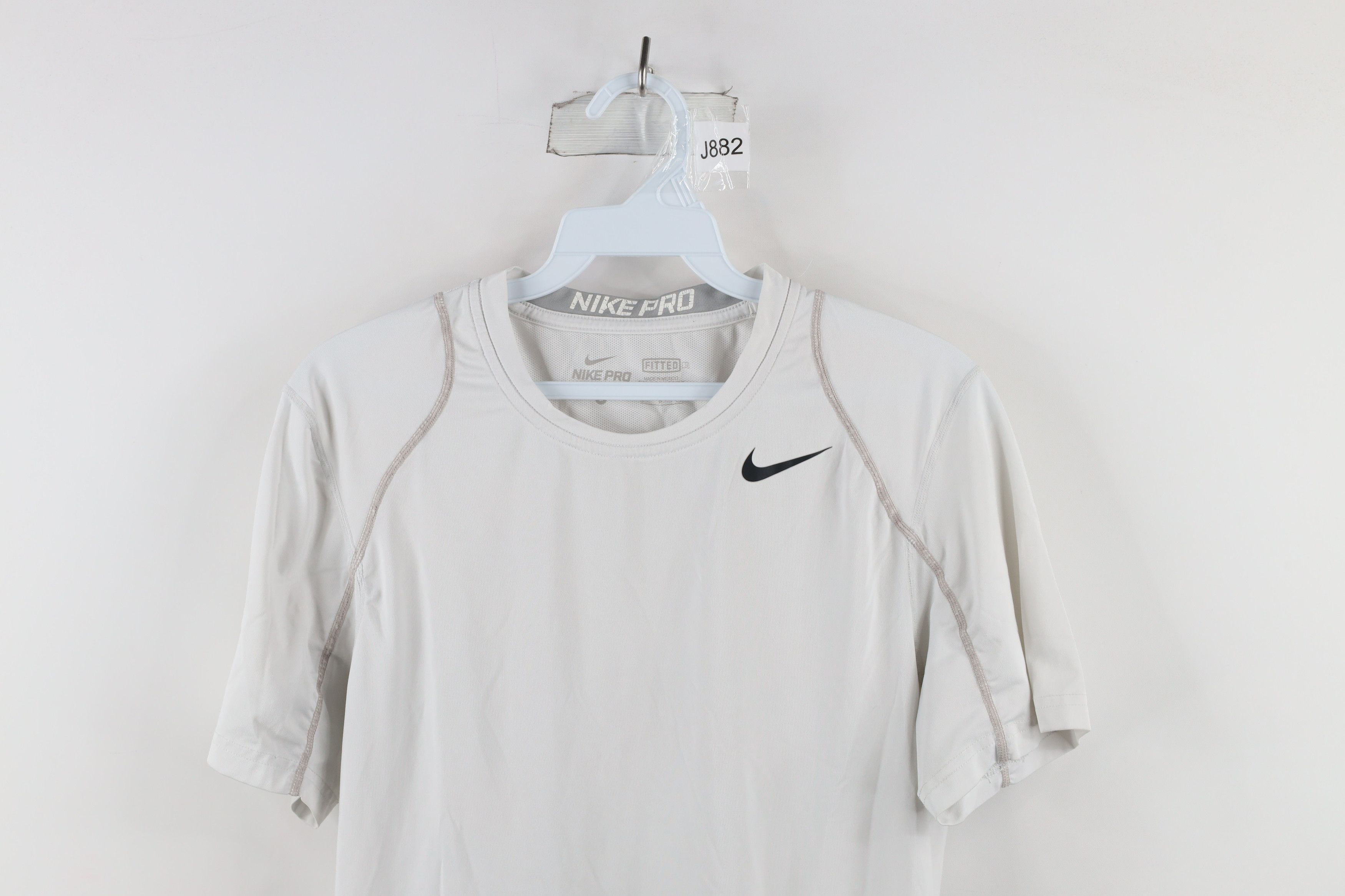 Nike × Vintage Nike Pro Compression Short Sleeve Training Gym T-Shirt White Size US S / EU 44-46 / 1 - 2 Thumbnail