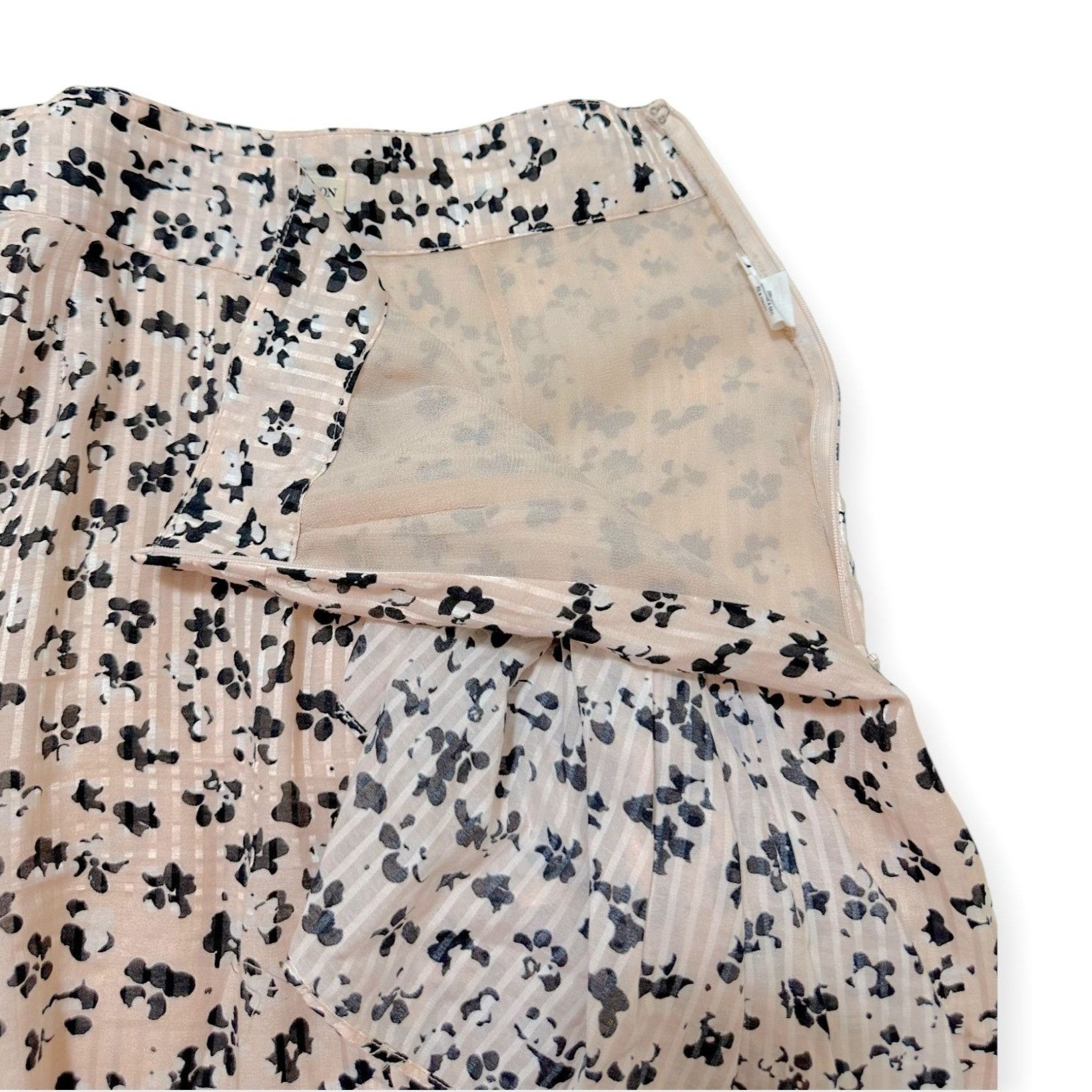 Ulla Johnson Ulla Johnson Gretchen Skirt, Blush, Silk, Size 4 $425 retail Size 27" / US 4 / IT 40 - 8 Thumbnail