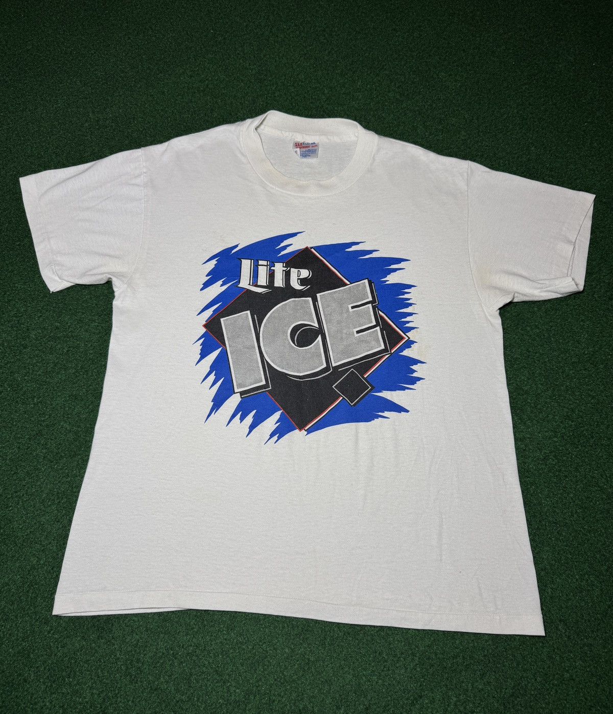 Vintage Vintage 90s Miller Lite Ice Retro Large Beer Promo T Shirt Size US L / EU 52-54 / 3 - 1 Thumbnail