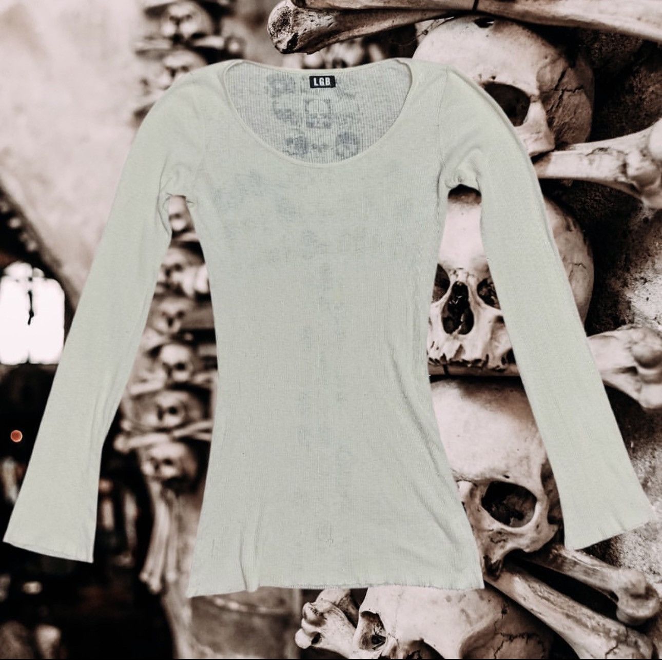 Le Grande Bleu (L.G.B.) 00s L.G.B. Skull Cross Tee | Grailed