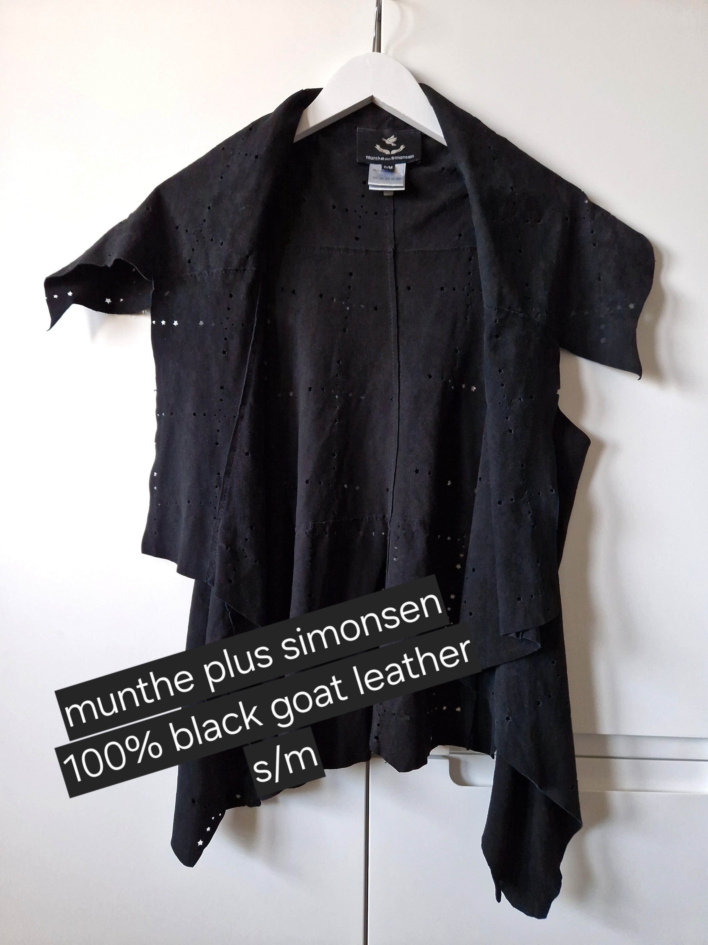 MUNTHE Leather Suede Black Vest with Stars gothic punk metal Size M / US 6-8 / IT 42-44 - 1 Thumbnail