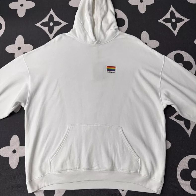 Balenciaga Balenciaga Rainbow flag white hoodie Size US XS / EU 42 / 0 - 1 Thumbnail
