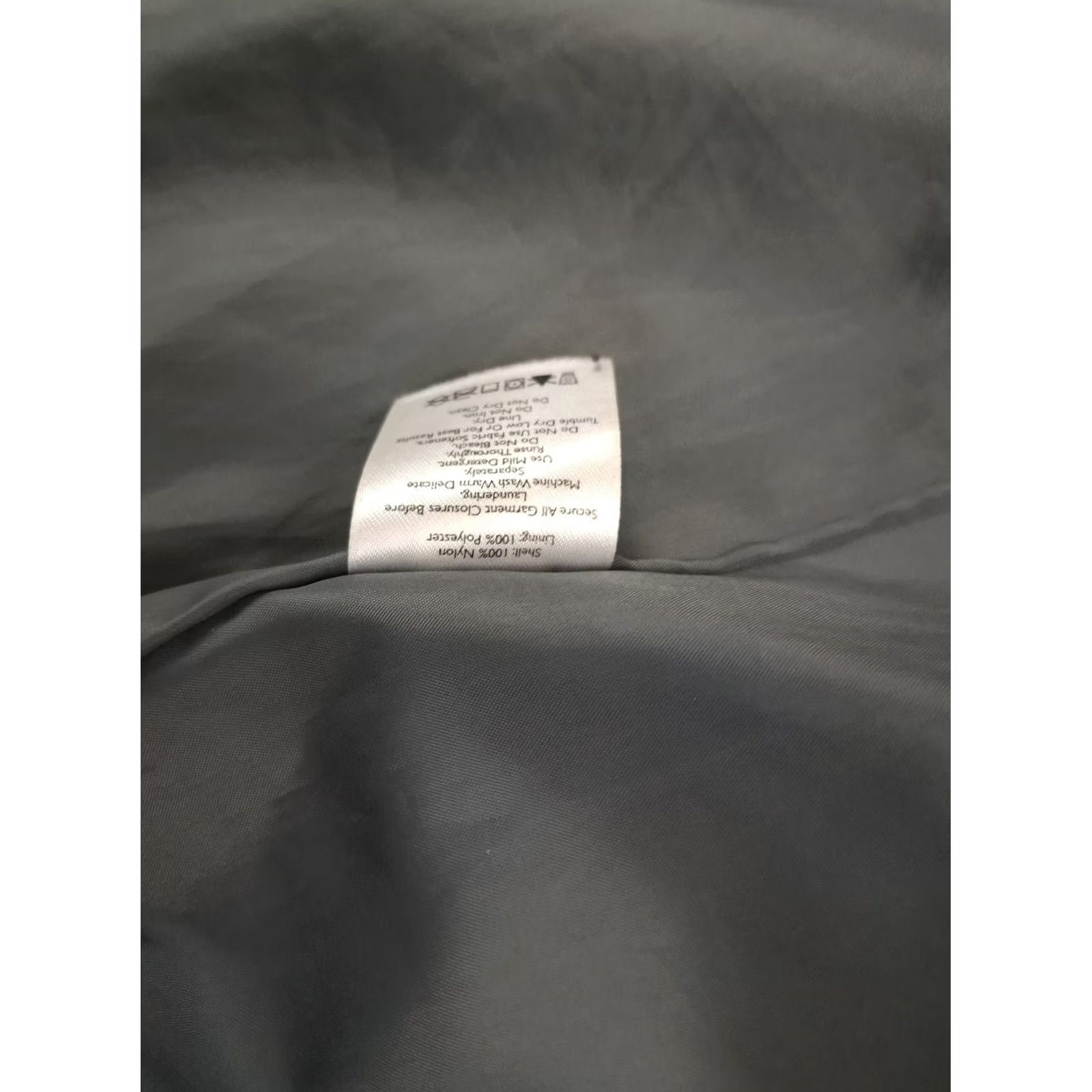 Eddie Bauer Eddie Bauer Women Jacket Full Zip Nylon Purple M Mid-Length Activewear Basic Jacket, 27in Hood Missing, Regular Fit Size M / US 6-8 / IT 42-44 - 7 Thumbnail