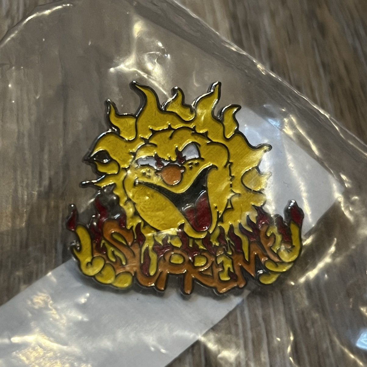 Supreme Supreme Sun Pin Size ONE SIZE - 3 Thumbnail