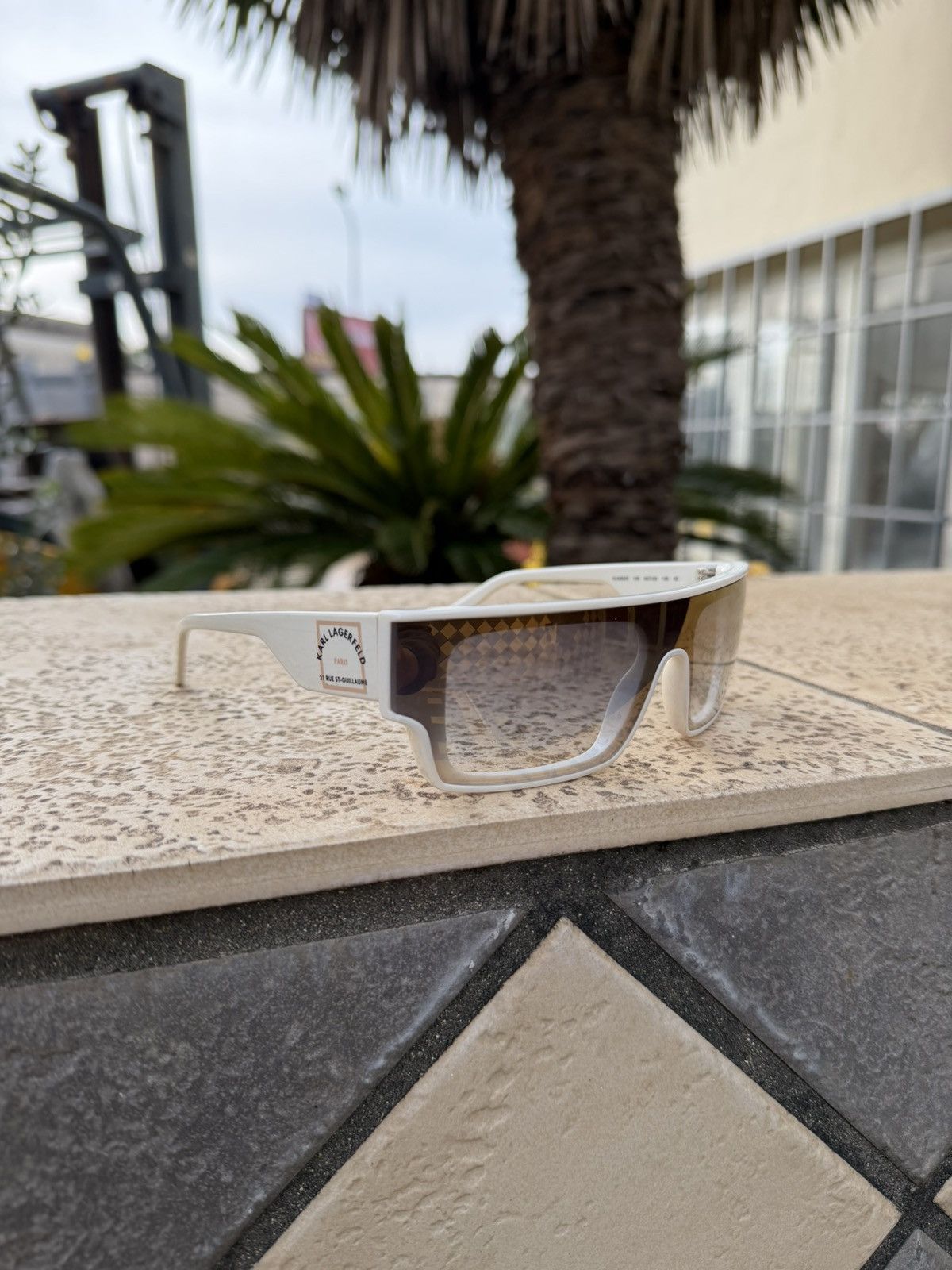 Karl Lagerfeld Karl Lagerfeld Sunglasses KL 6062S White Size ONE SIZE - 1 Thumbnail