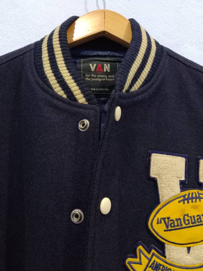 Vintage VINTAGE VAN JAC VAN GUARDS VARSITY MLB LEATHER JACKET Size US M / EU 48-50 / 2 - 8 Thumbnail
