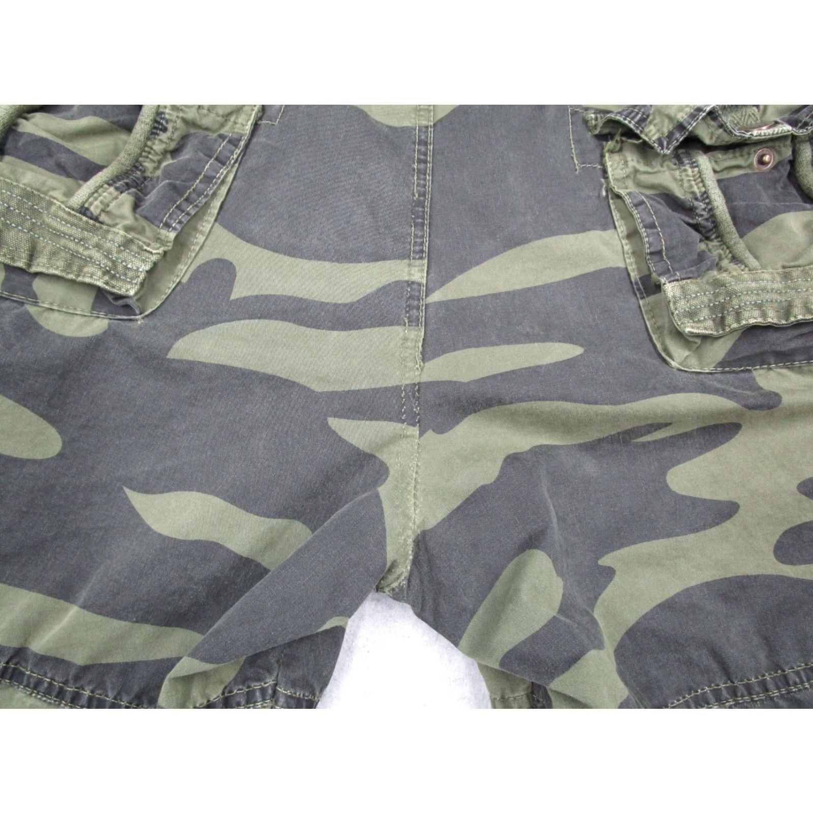 Vintage VINTAGE Twoce Cargo Shorts Mens 36 Green Camo Cargo 14" Skate Military Work Y2K Size US 36 / EU 52 - 6 Thumbnail