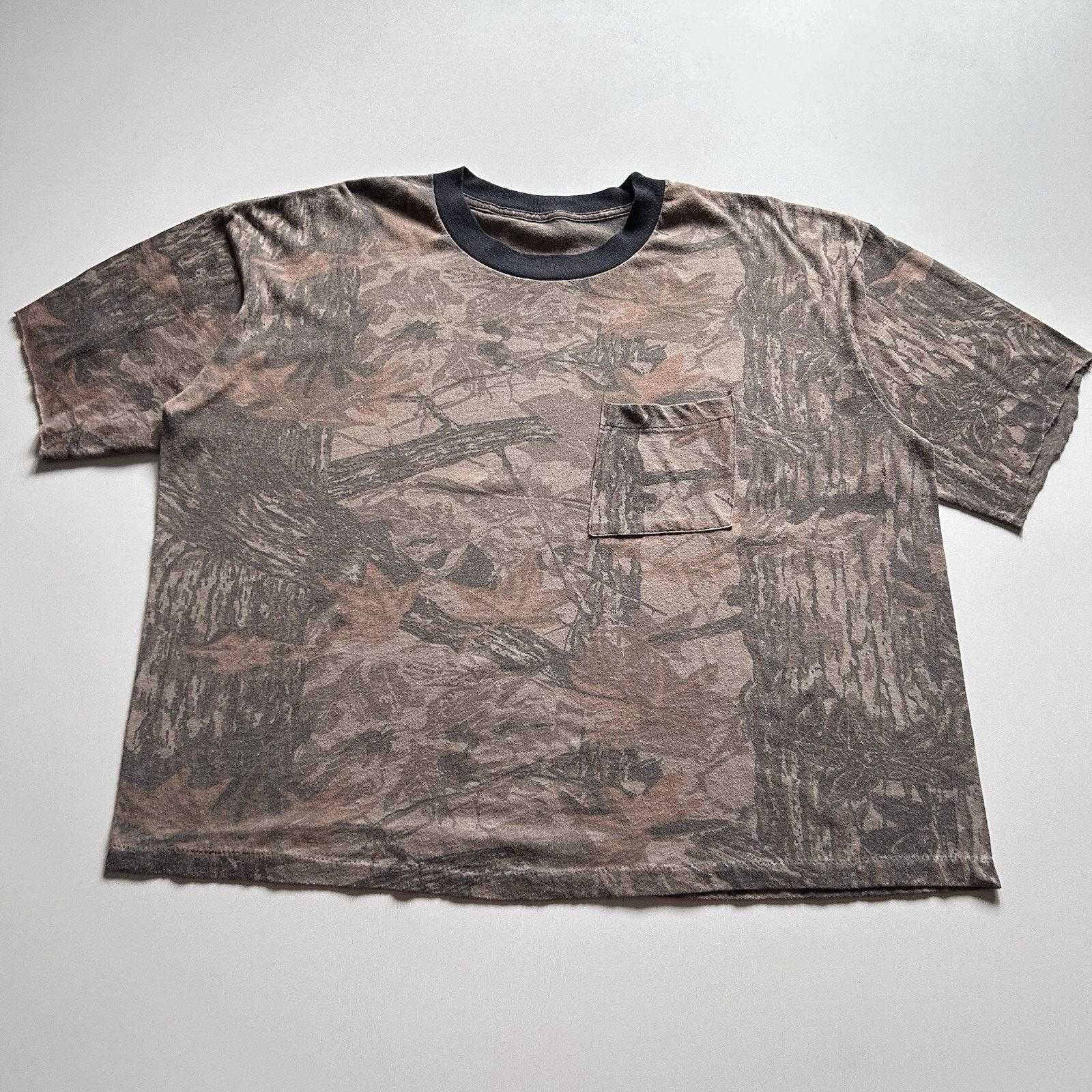 Realtree Vintage 90s Real Tree Camouflage Pocket T Shirt Large Boxy Size US L / EU 52-54 / 3 - 1 Thumbnail