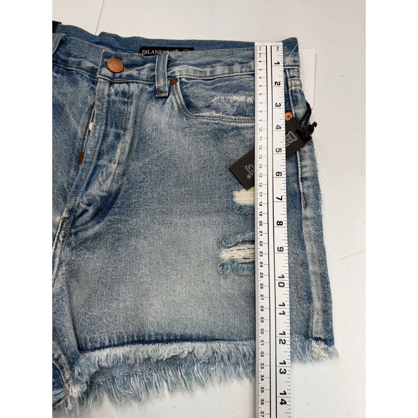 BLANKNYC NWT BLANK NYC Cut Off Denim Shorts Distressed High Rise Size 31" - 9 Thumbnail