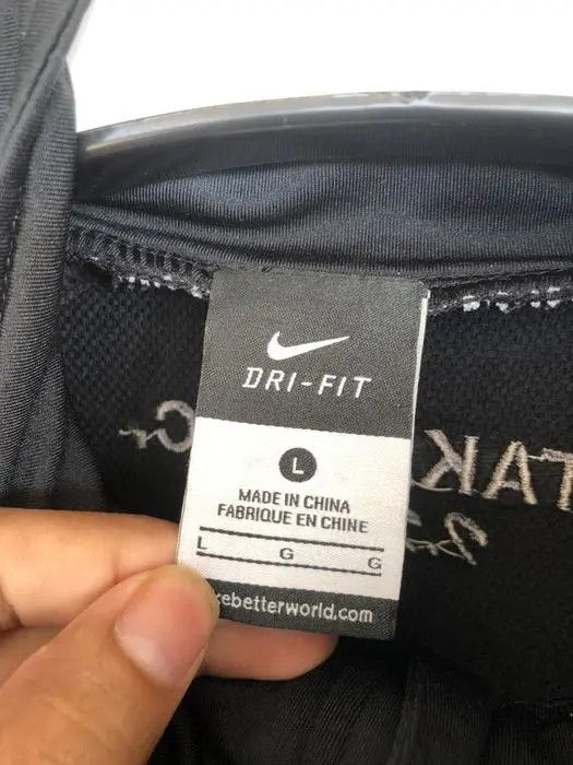 Nike Vintage Nike Swoosh Small Logo Jacket 🧥 Size US L / EU 52-54 / 3 - 3 Thumbnail