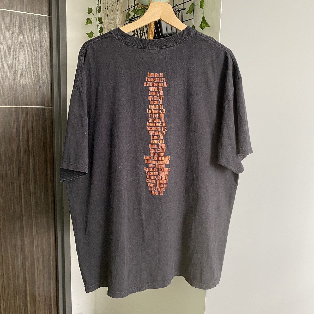 Band Tees Thrashed Faded Vintage Y2K Bruce Springsteen ERD GRUNGE TEE Size US XXL / EU 58 / 5 - 2 Thumbnail