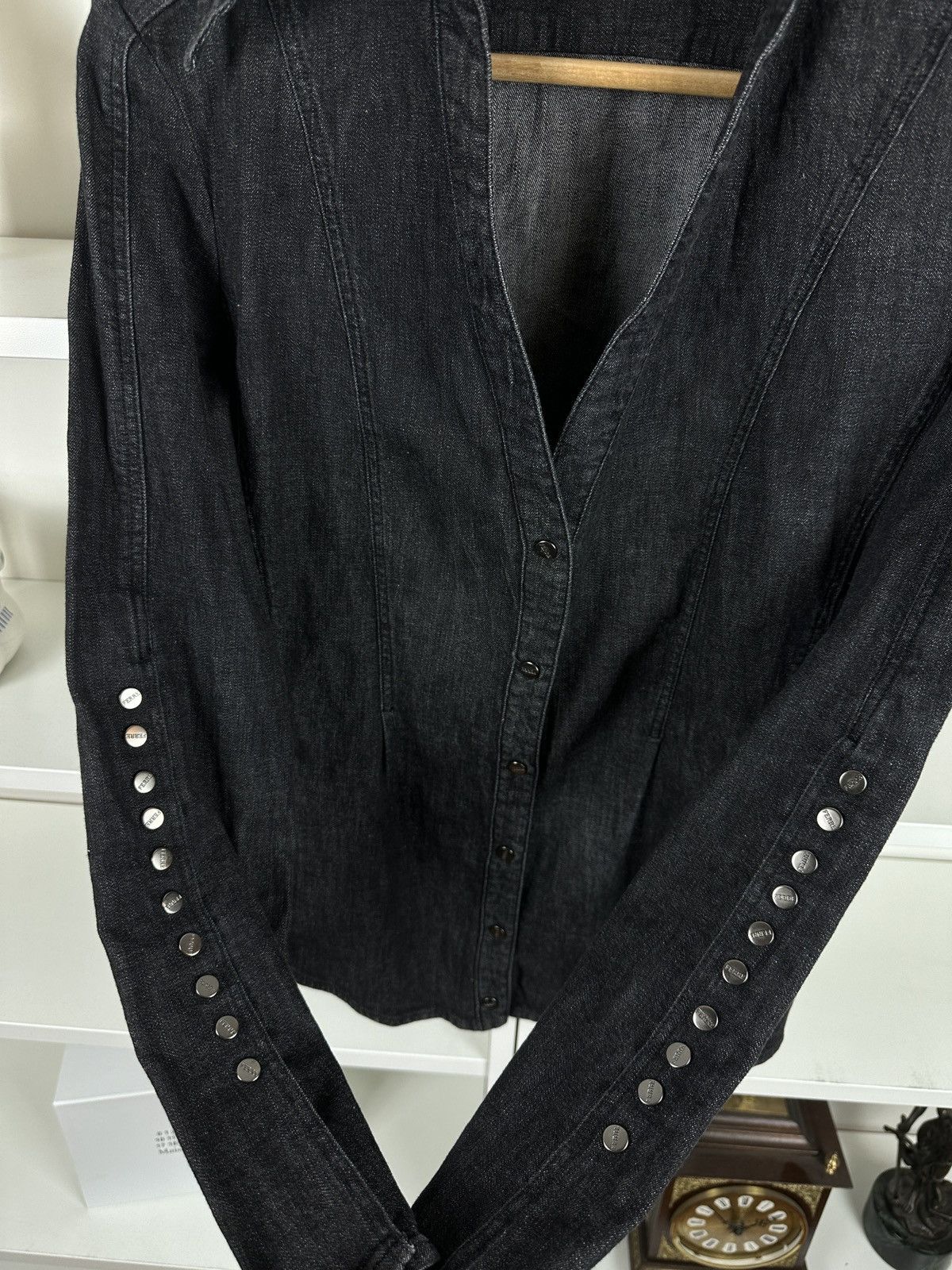 Gianfranco Ferre Gianfranco Ferre grey denim button up shirt Size S / US 4 / IT 40 - 4 Thumbnail