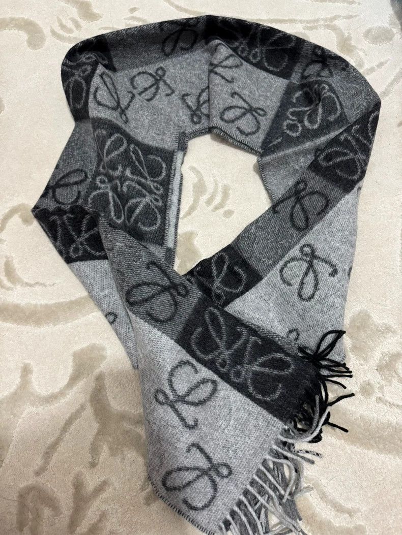 Loewe LOEWE Gray Scarf for Women Size ONE SIZE - 6 Thumbnail