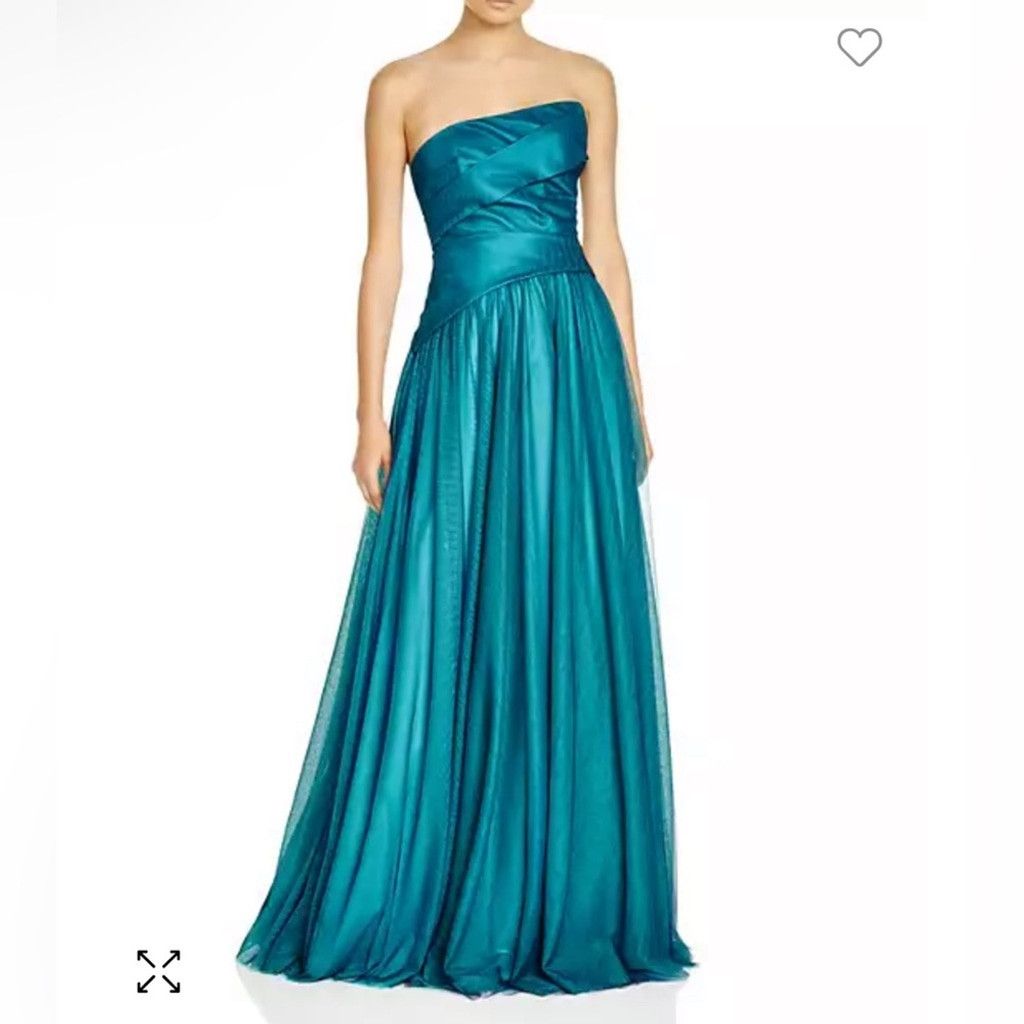 Monique Lhuillier Strapless Tulle Gown - Monique Lhuiller size US 6 Size M / US 6-8 / IT 42-44 - 1 Thumbnail