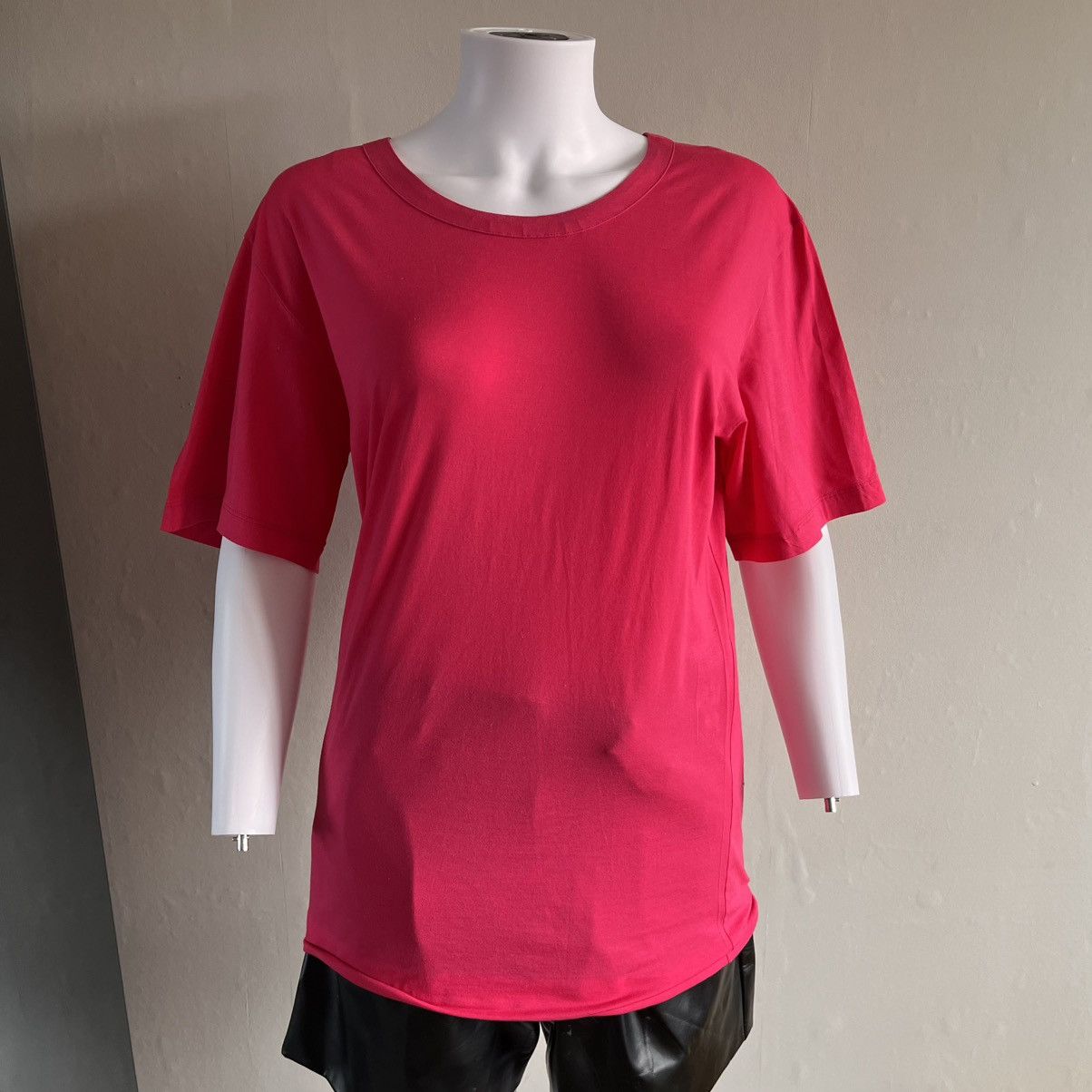 Maison Margiela Maison Martin Margiela Line 1 Stretch Hot Pink T Shirt Size M / US 6-8 / IT 42-44 - 5 Thumbnail