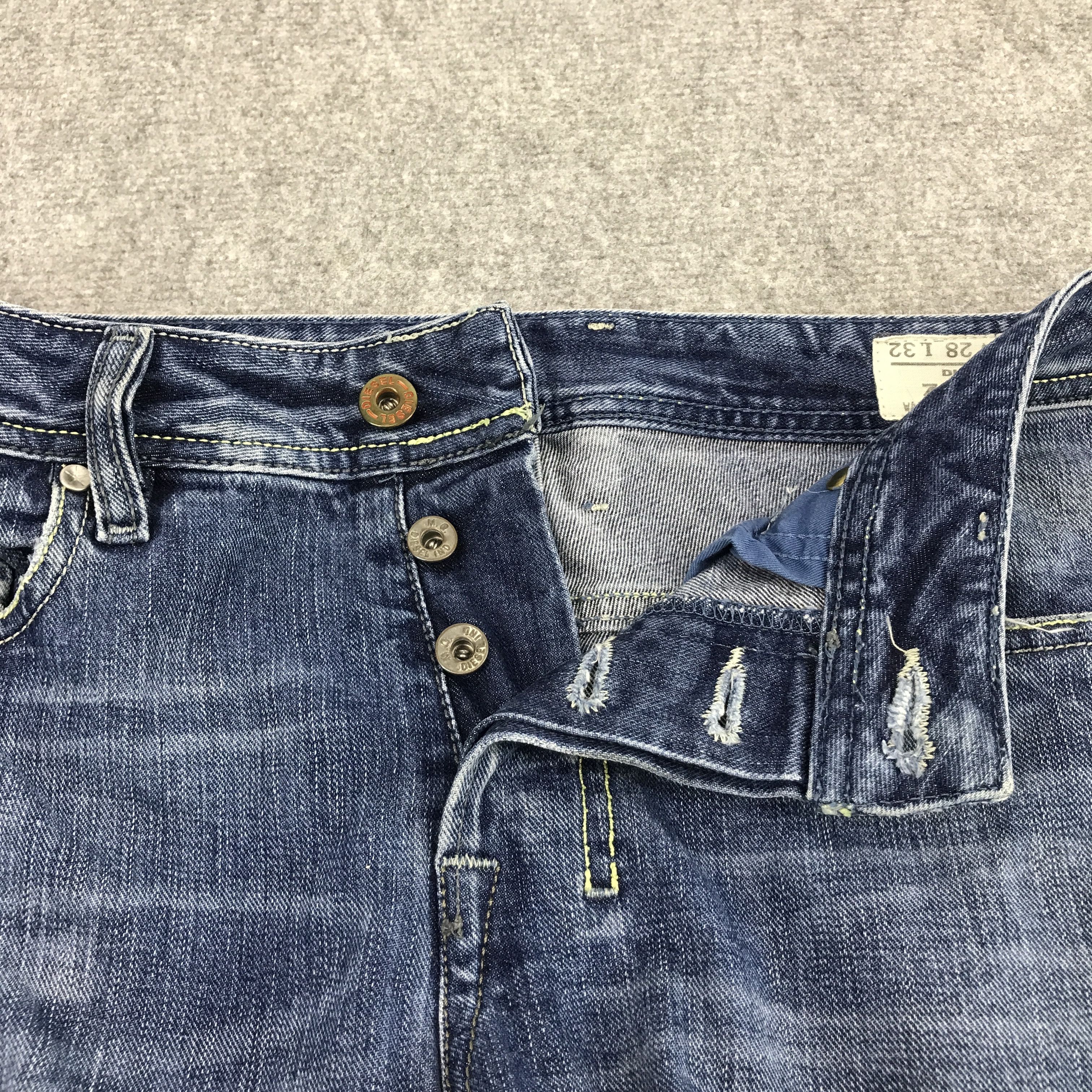 Diesel Bootcut Diesel industry distressed denim pants Size US 28 / EU 44 - 7 Thumbnail