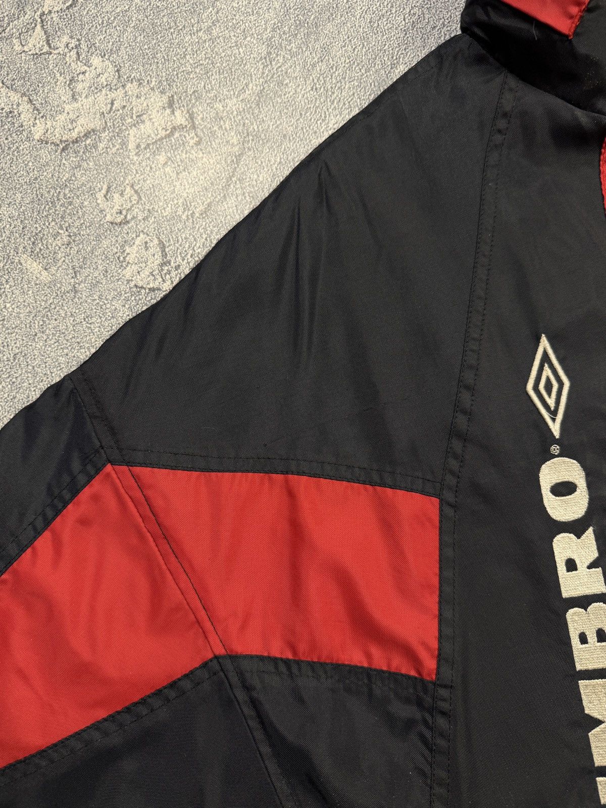 Umbro Vintage Umbro Manchester United Jacket Football soccer Size US M / EU 48-50 / 2 - 19 Thumbnail