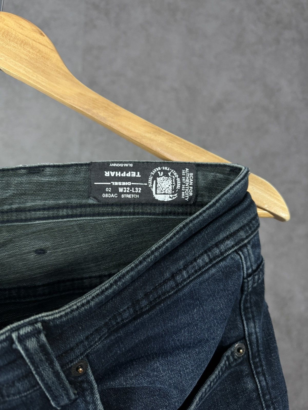 Diesel Diesel tepphar designer distressed denim jeans Size US 31 - 6 Thumbnail