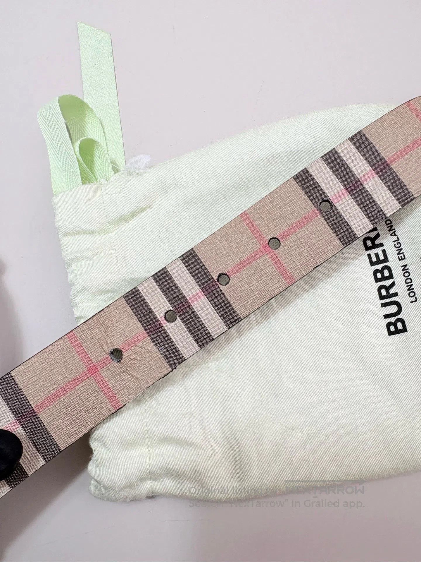 Burberry Burberry New Check Belt. Size ONE SIZE - 3 Thumbnail