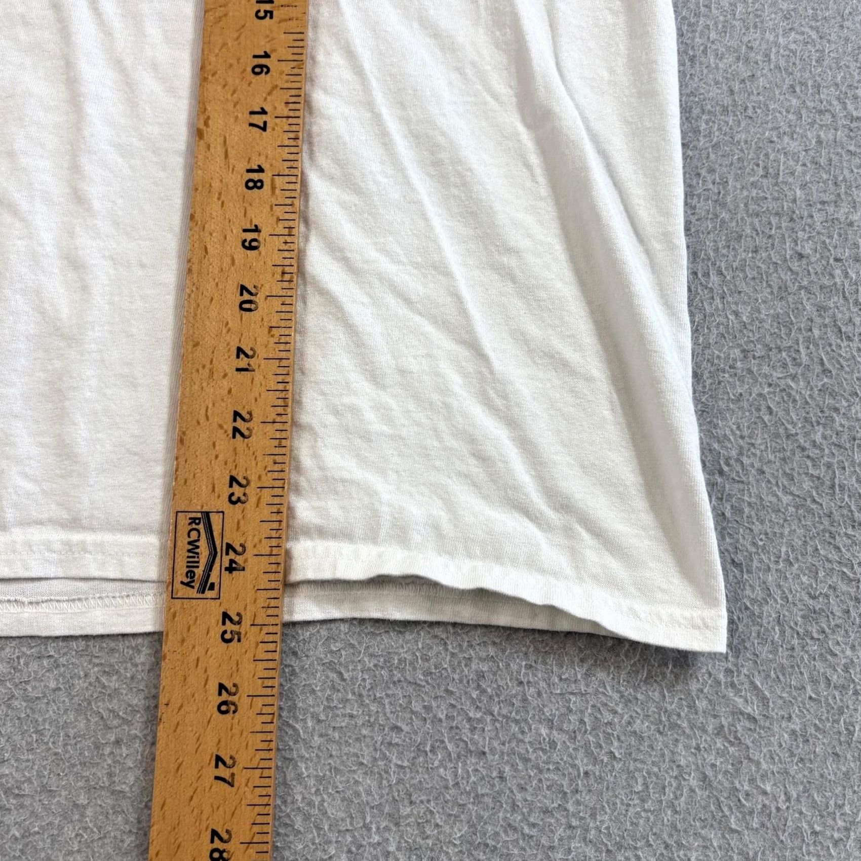Vintage VINTAGE WWE WrestleMania XIX Shirt Men Medium White Graphic Print Brock Lesnar Kurt Angle Tee WWE Reprint 2018 Size US M / EU 48-50 / 2 - 7 Thumbnail