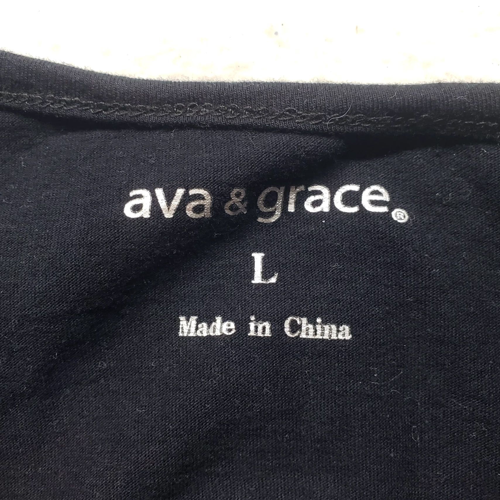 Vintage VINTAGE Ava & Grace Black Backless Embroidered Blouse Women's Size L Casual 100% Cotton Retro Size L / US 10 / IT 46 - 3 Thumbnail