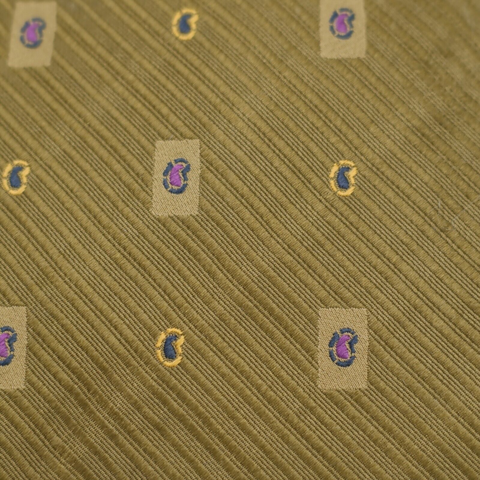 Vintage Shevel's Striped Paisley Green Beige Woven Wide Silk Tie USA Size ONE SIZE - 2 Thumbnail