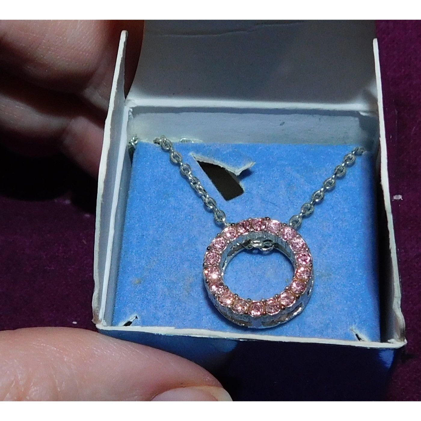 Other Avon Light Rose Sparkling Rhinestone Circle Necklace Size ONE SIZE - 1 Thumbnail