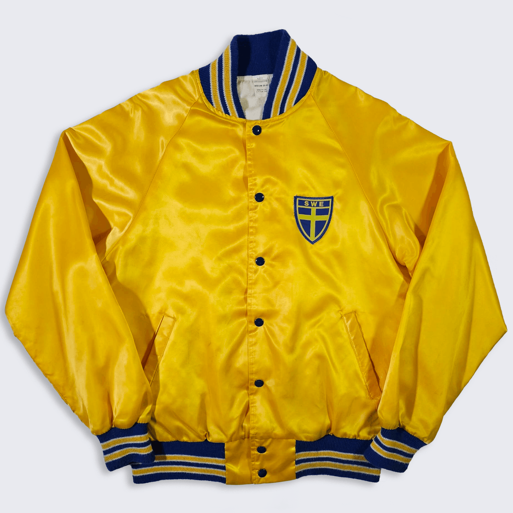 Vintage Sweden Vintage 90s Soccer World Cup Satin Bomber Jacket Size US M / EU 48-50 / 2 - 1 Thumbnail