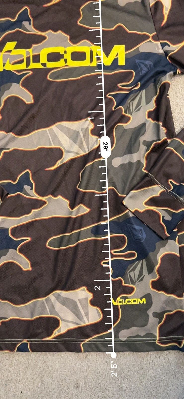 The GV Gallery × Volcom Insane volcom aop camo performance long sleeve Size US M / EU 48-50 / 2 - 6 Thumbnail