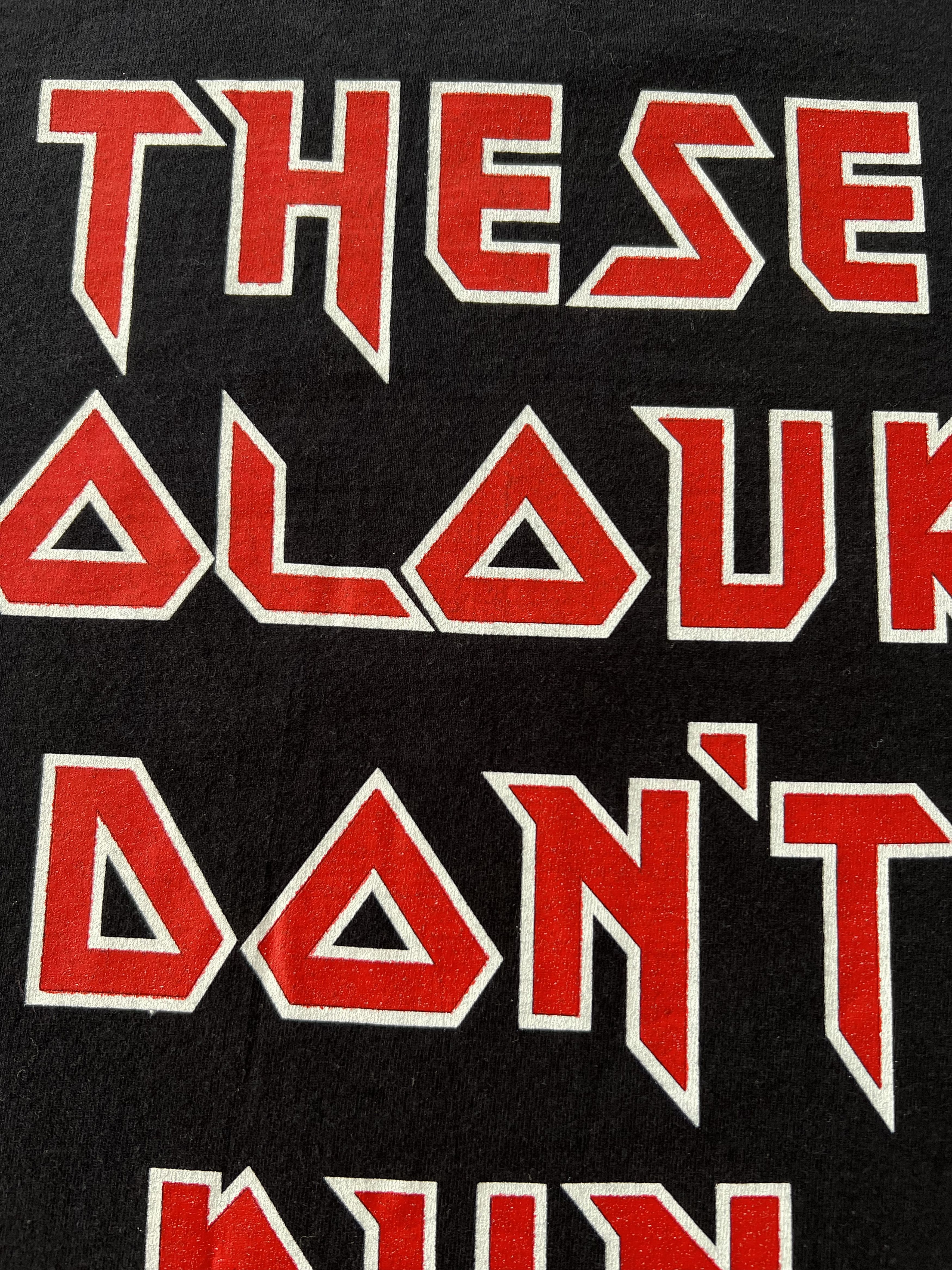 Band Tees Vintage 2006 Iron Maiden These Colours Don’t Run T-shirt Size US M / EU 48-50 / 2 - 13 Thumbnail