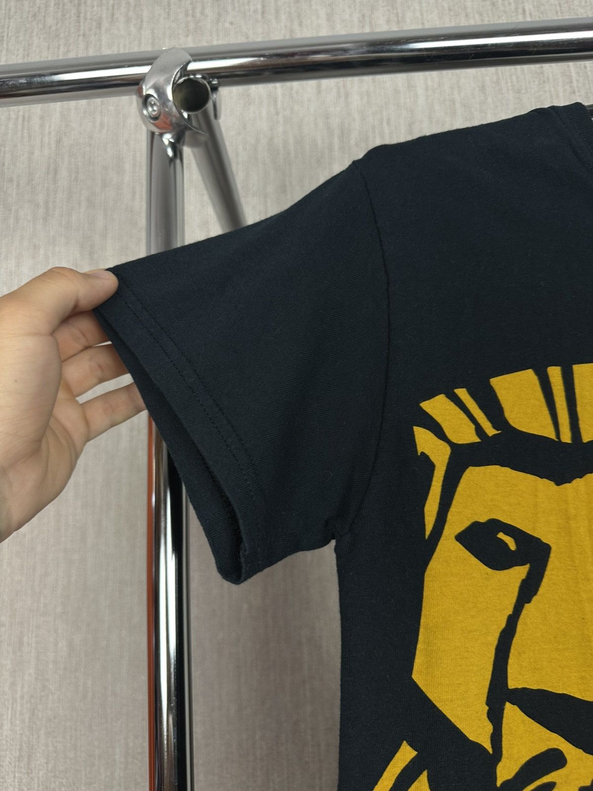 Disney × Vintage The Lion King Cardiff Disney The Broadway Musical Black Tee Size US S / EU 44-46 / 1 - 4 Thumbnail