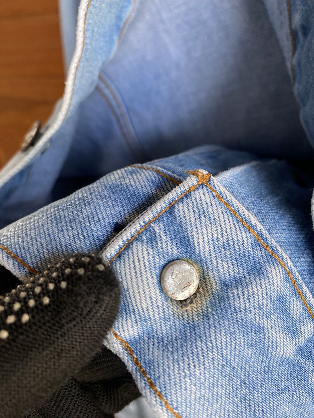 Levi's Vintage 1980s Levi’s 70505 Denim Jacket Light Wash Trucker Size US M / EU 48-50 / 2 - 18 Thumbnail