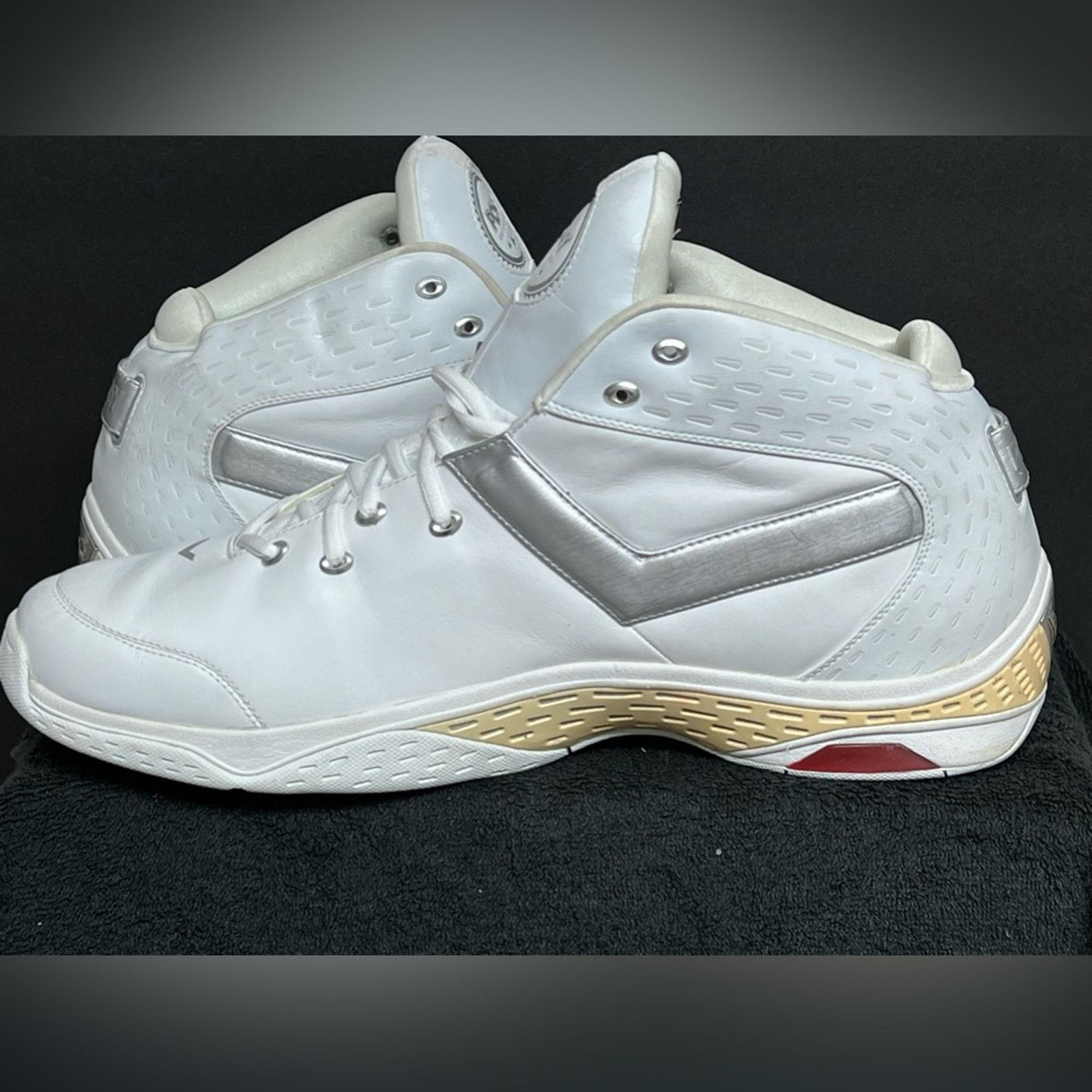 PONY NWT VINTAGE Pony Basketball SS Shoes PROMO SAMPLE Size 18 Size US 15 / EU 48 - 7 Thumbnail