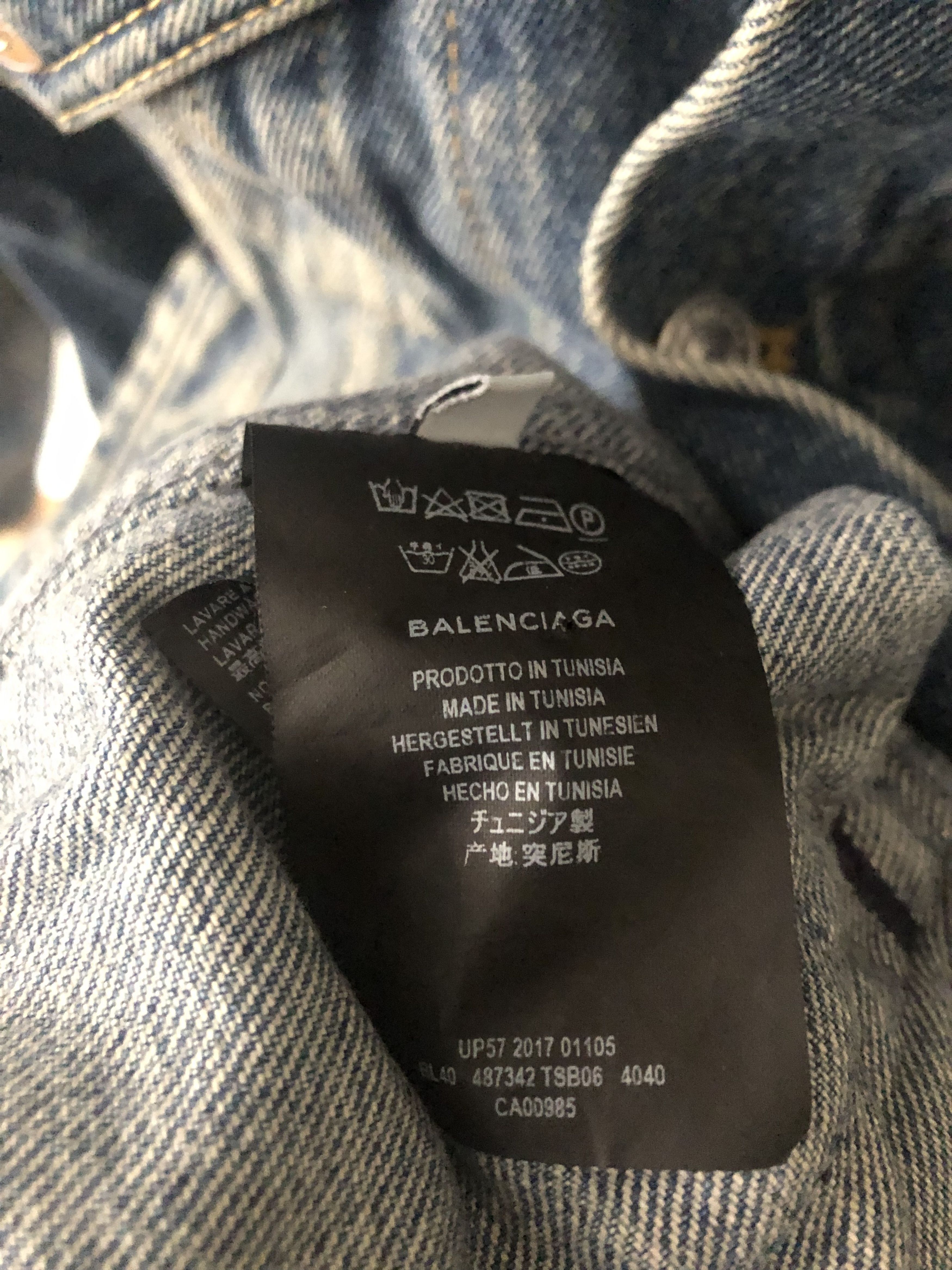 Balenciaga Balenciaga Political campaign distressed denim jacket Size US M / EU 48-50 / 2 - 6 Thumbnail
