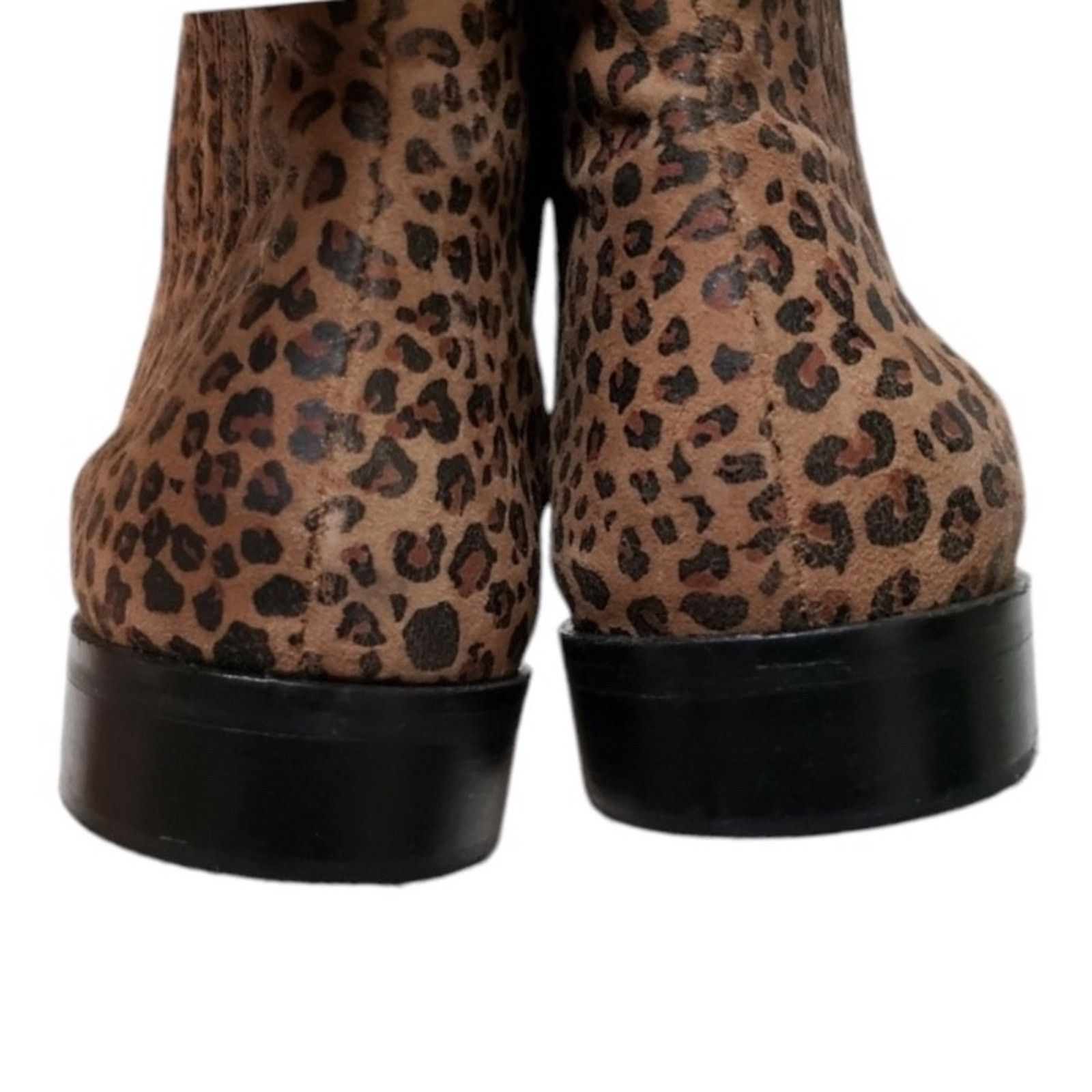 NWT! Musse & Cloud Leopard Studded Booties SZ 9