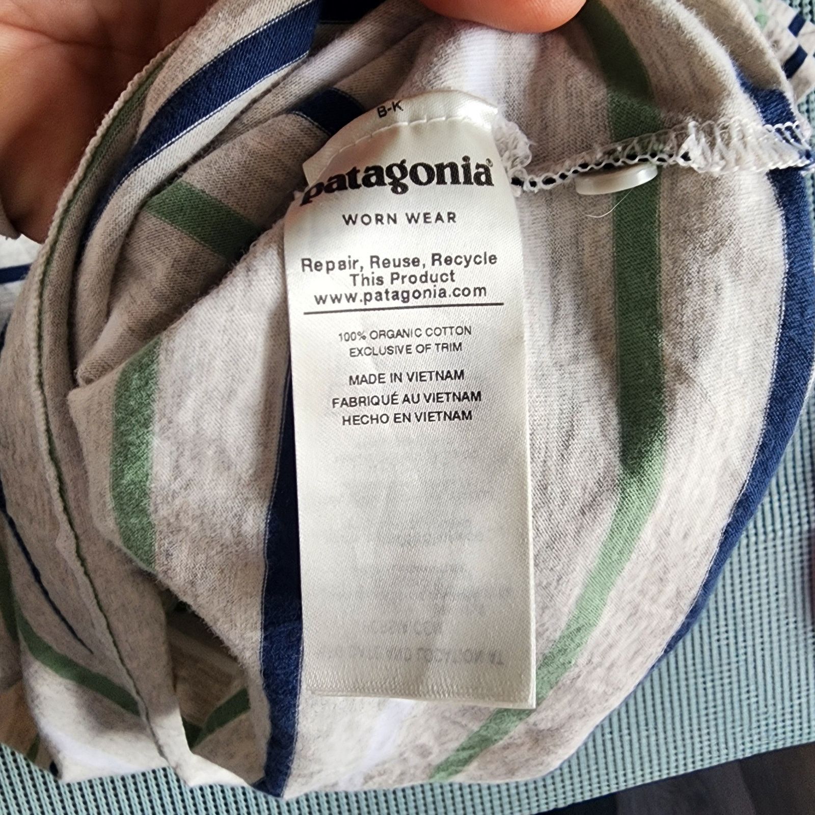Patagonia Men’s Patagonia Polo Medium Gray Green Blue Organic Cotton Size US M / EU 48-50 / 2 - 6 Thumbnail
