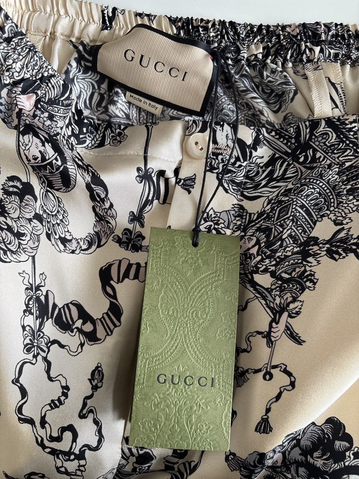 Gucci GUCCI ROI SOLEIL PRINT SHORTS Size US 32 / EU 48 - 4 Thumbnail