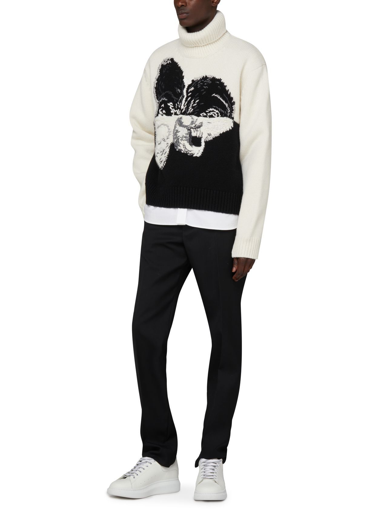 Alexander McQueen o1y1024 Turtleneck Sweater in White & Black Size US M / EU 48-50 / 2 - 2 Thumbnail