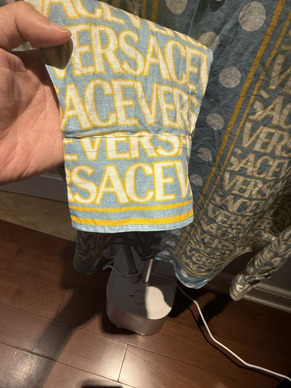 Versace polka dot Versace logo all over Baroque print.linen shirt Size US S / EU 44-46 / 1 - 8 Thumbnail
